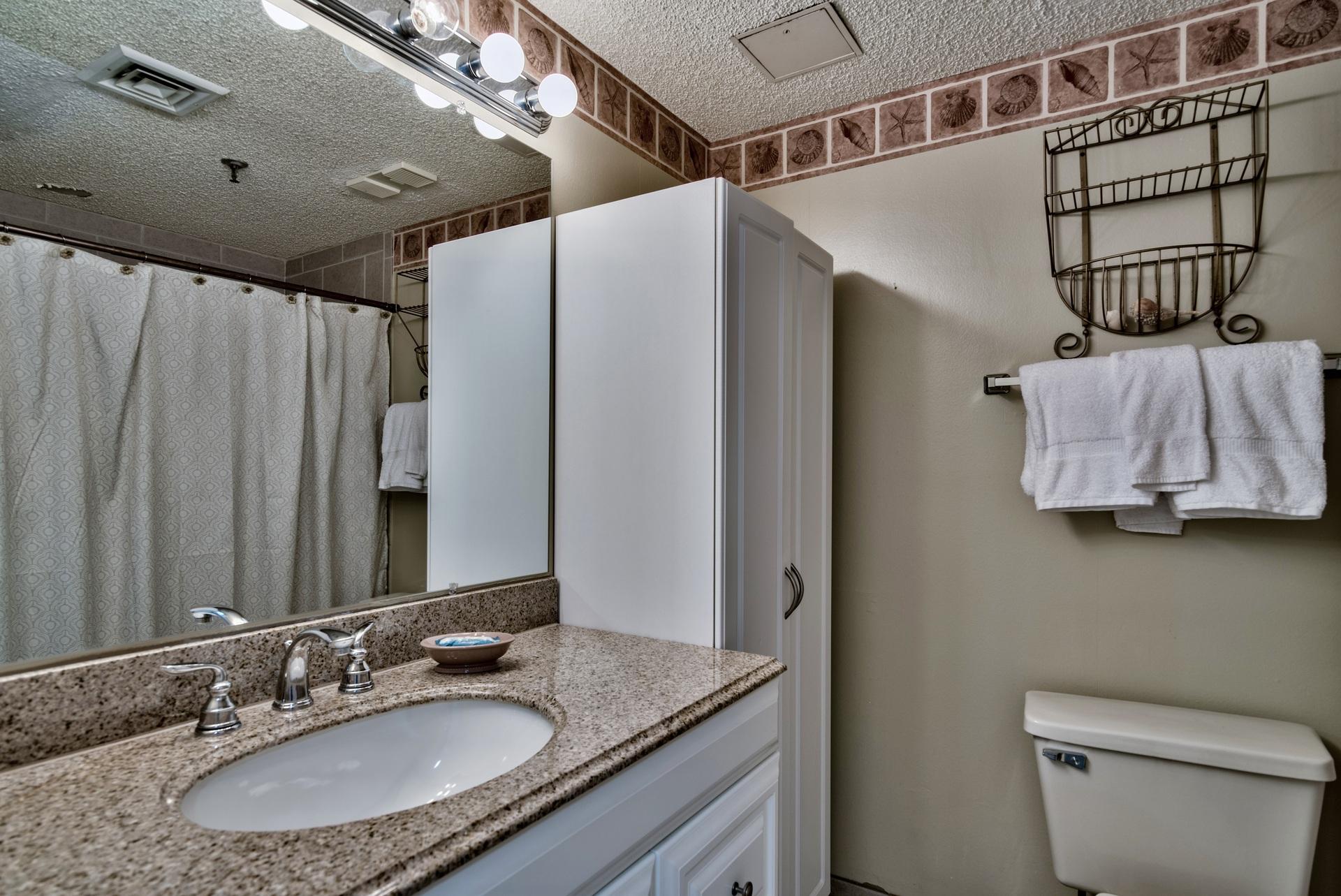 PIRATES BAY PH 1 - Residential