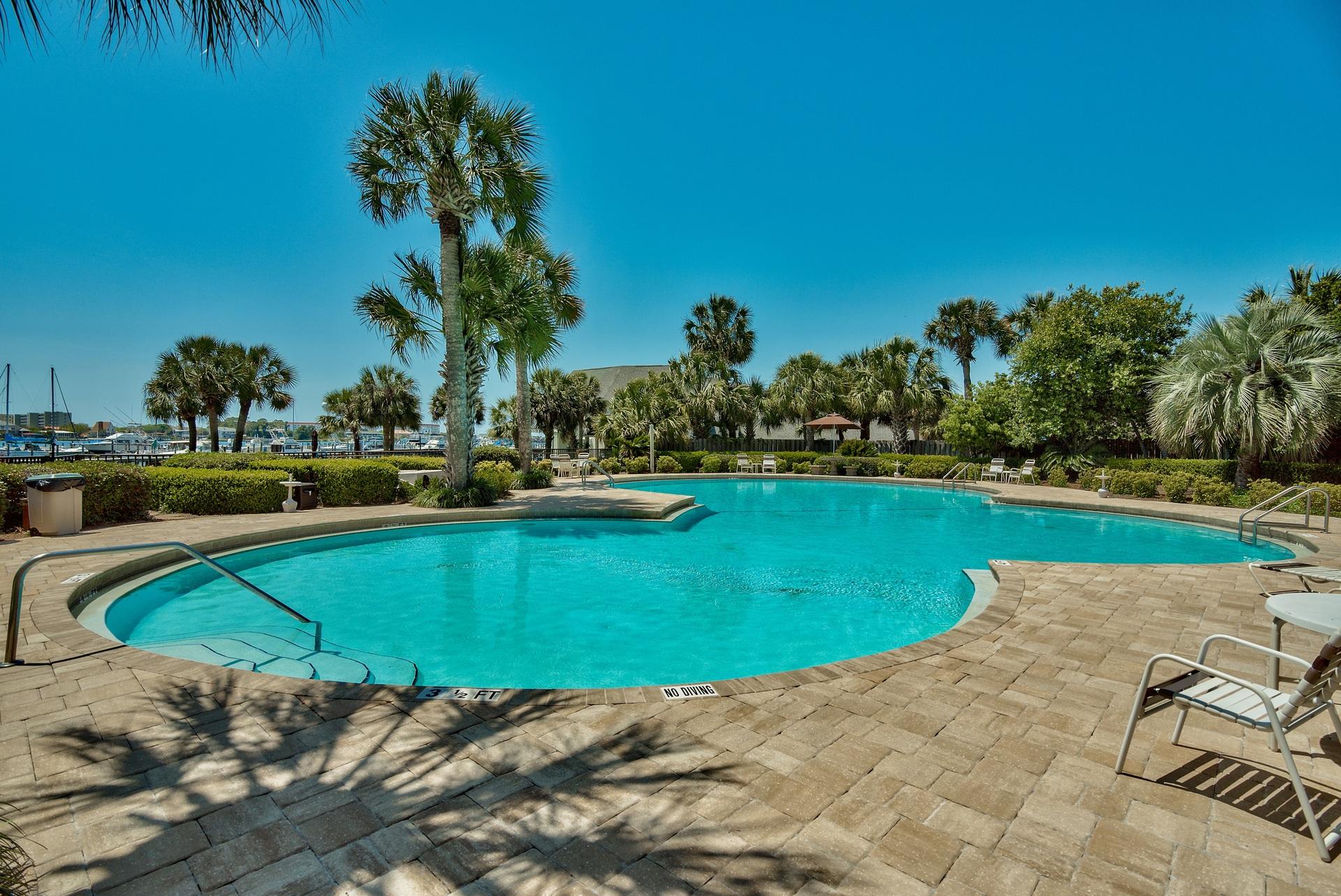 PIRATES BAY PH 1 - Residential