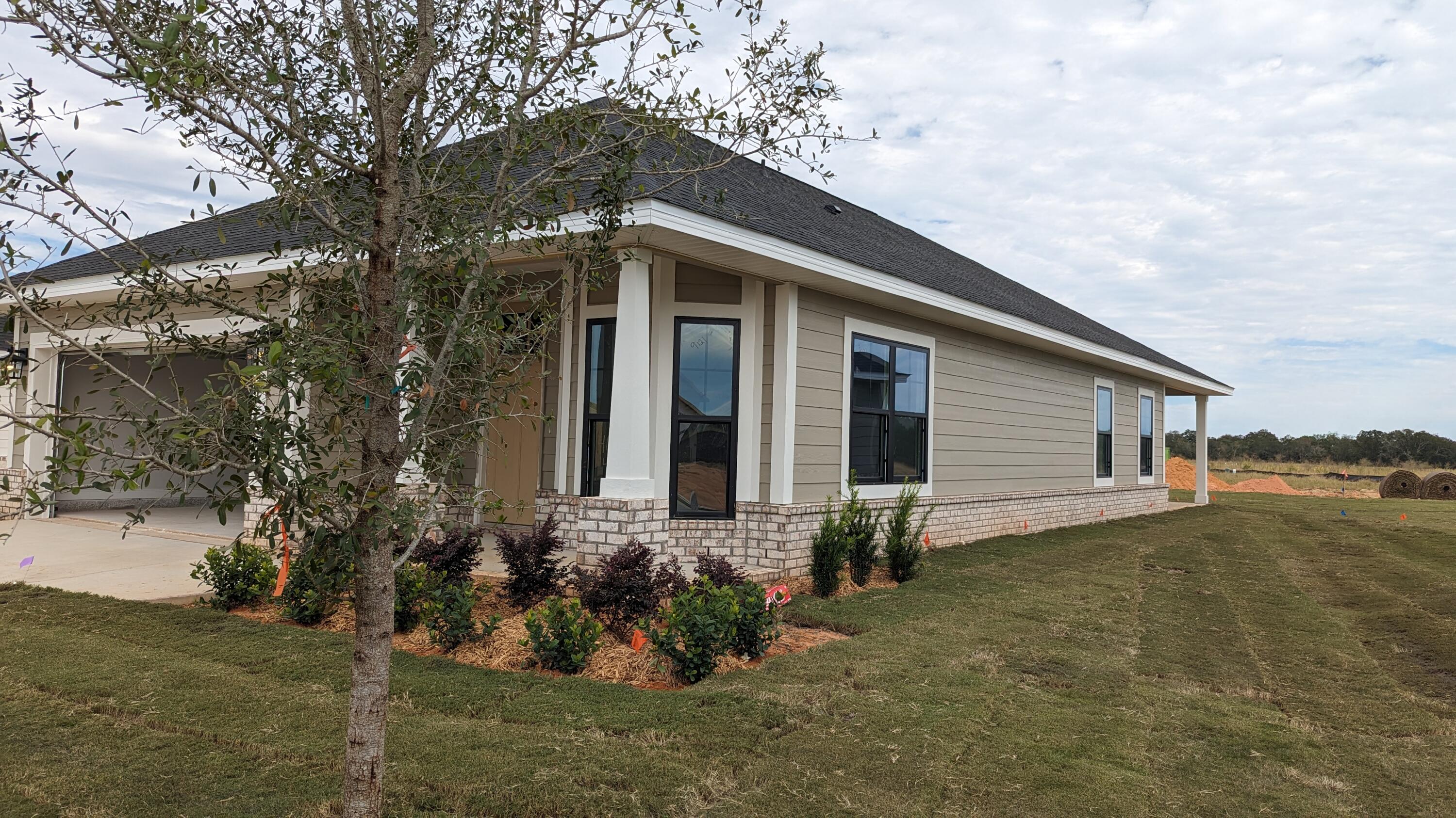 THE BLUFFS AT LAFAYETTE - Residential