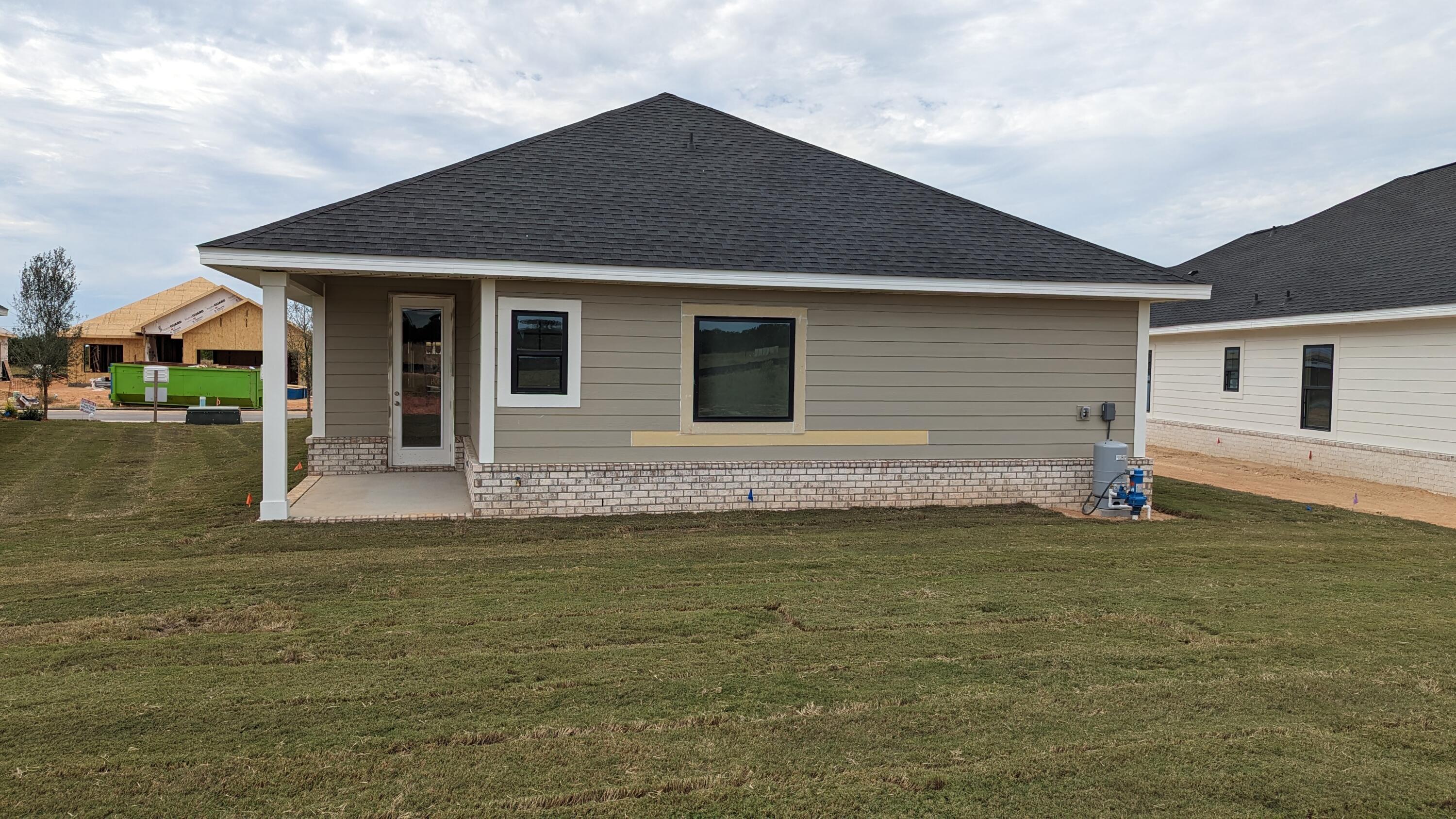 THE BLUFFS AT LAFAYETTE - Residential