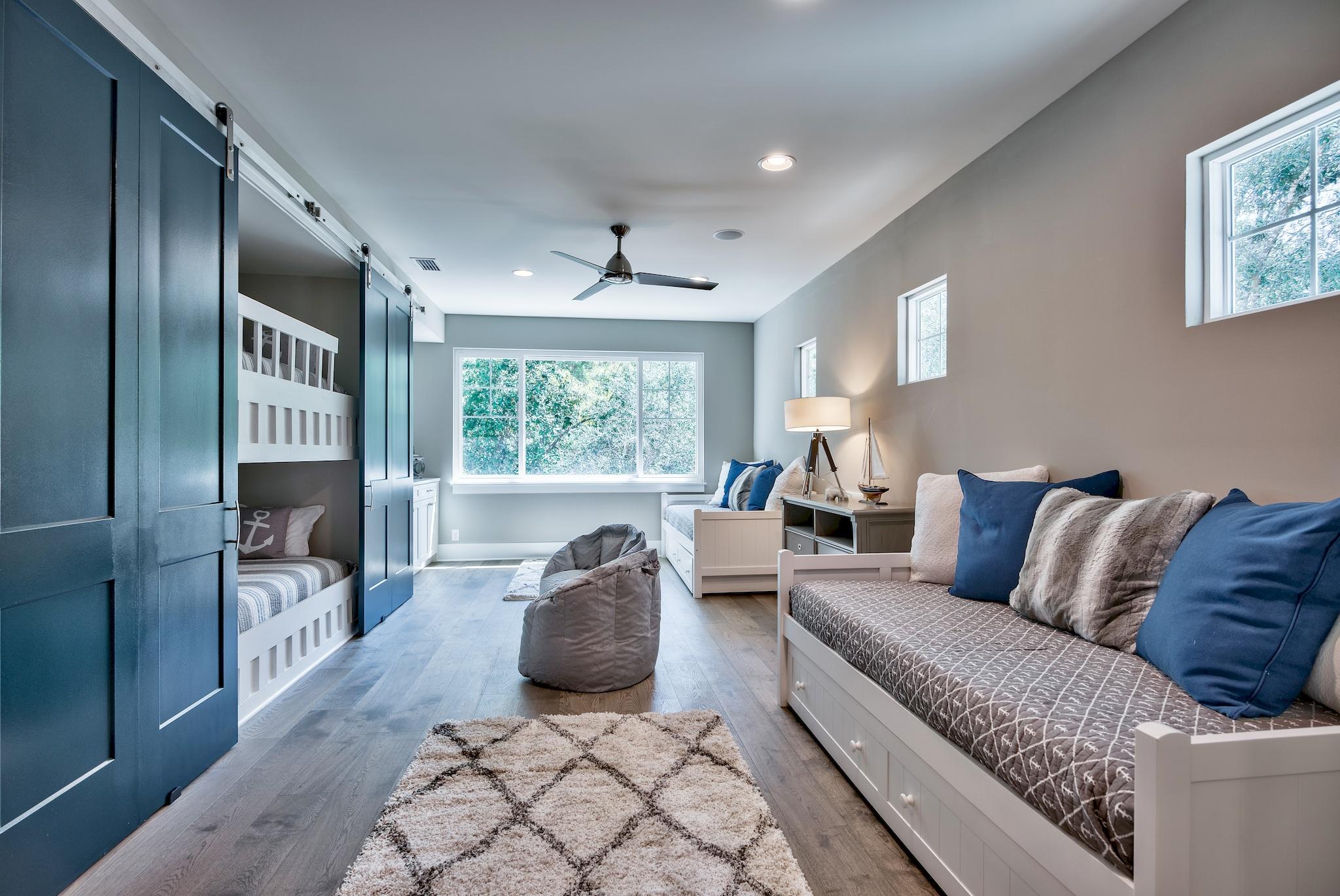 GRAYTON BEACH - Residential