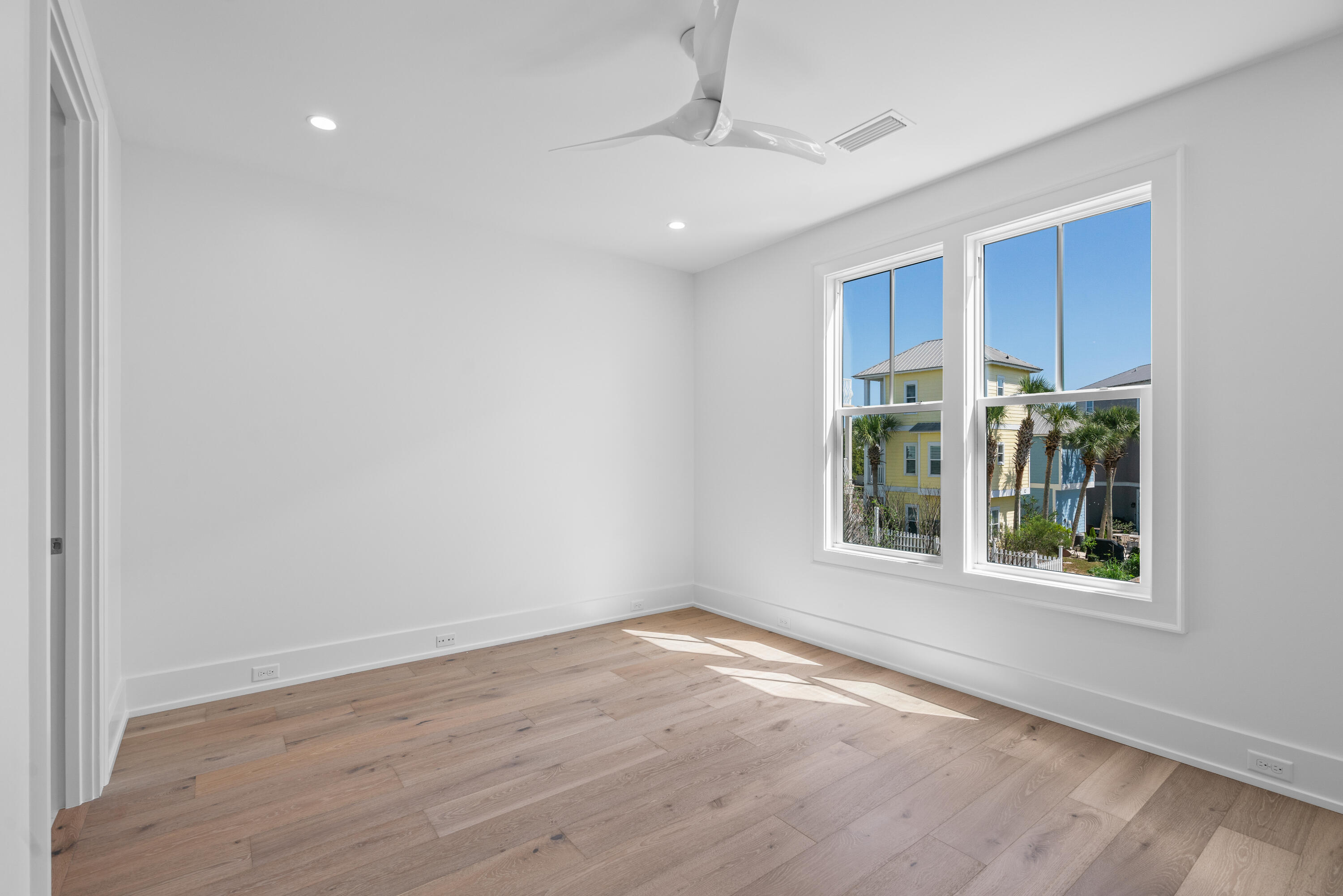VENTANA DUNES - Residential