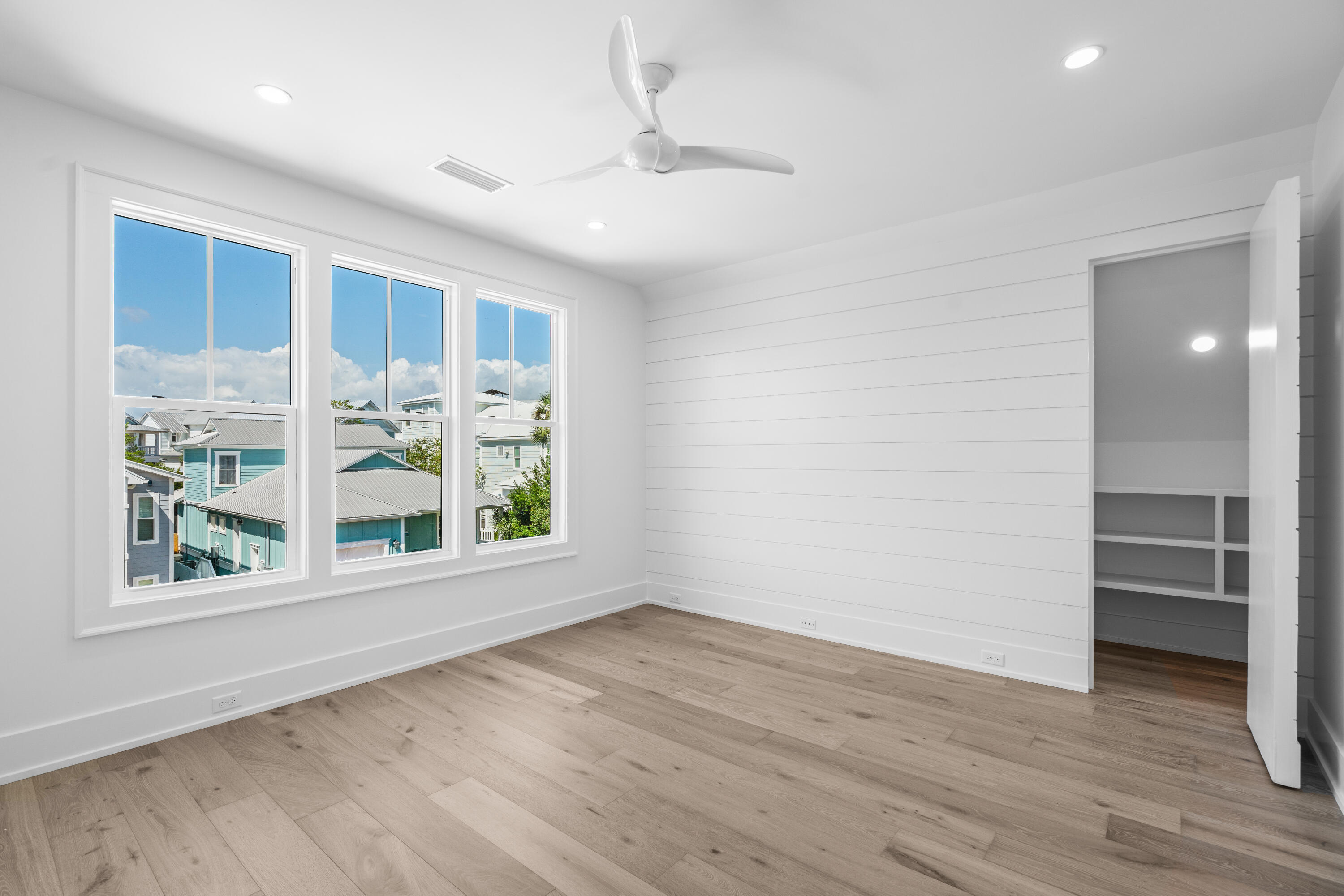 VENTANA DUNES - Residential