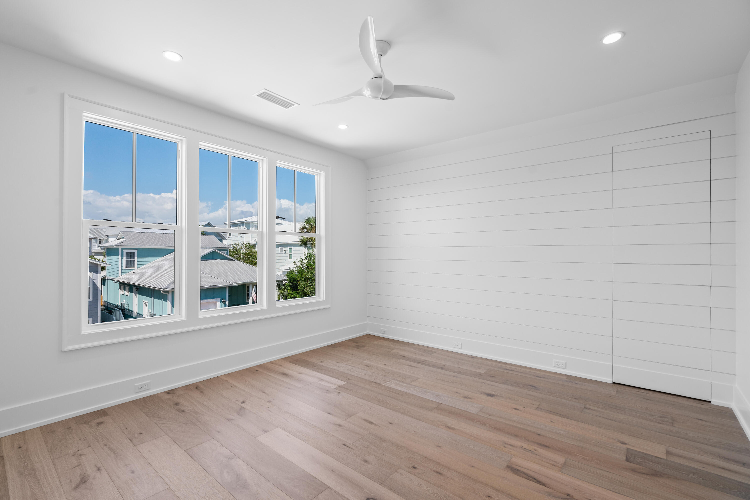 VENTANA DUNES - Residential