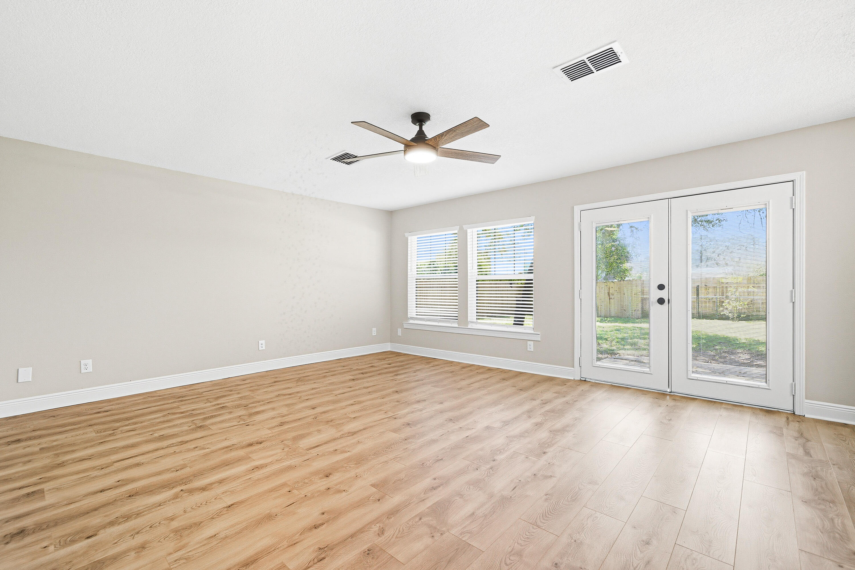 MAGNOLIA SHORES S/D - Residential