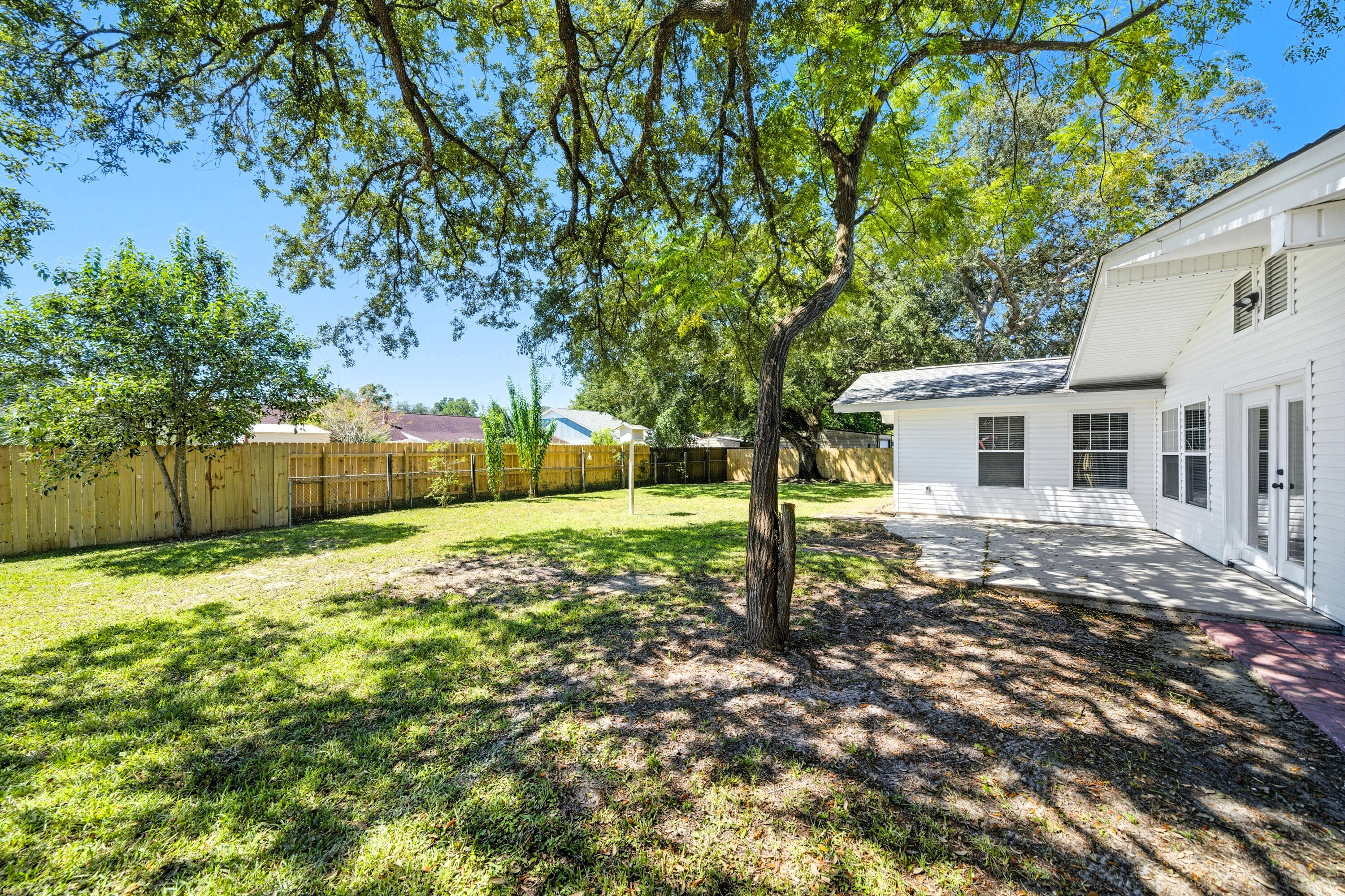 MAGNOLIA SHORES S/D - Residential