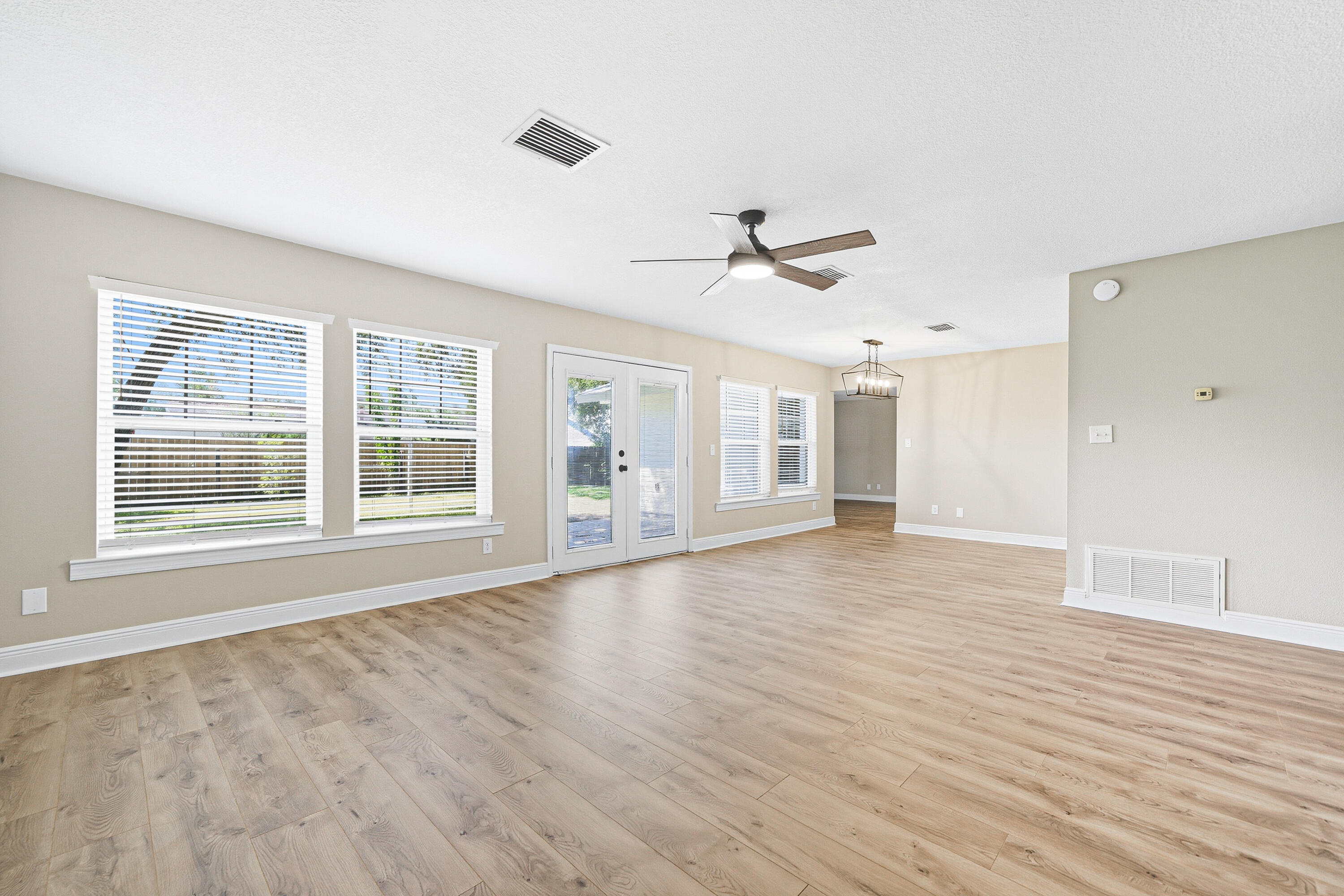 MAGNOLIA SHORES S/D - Residential