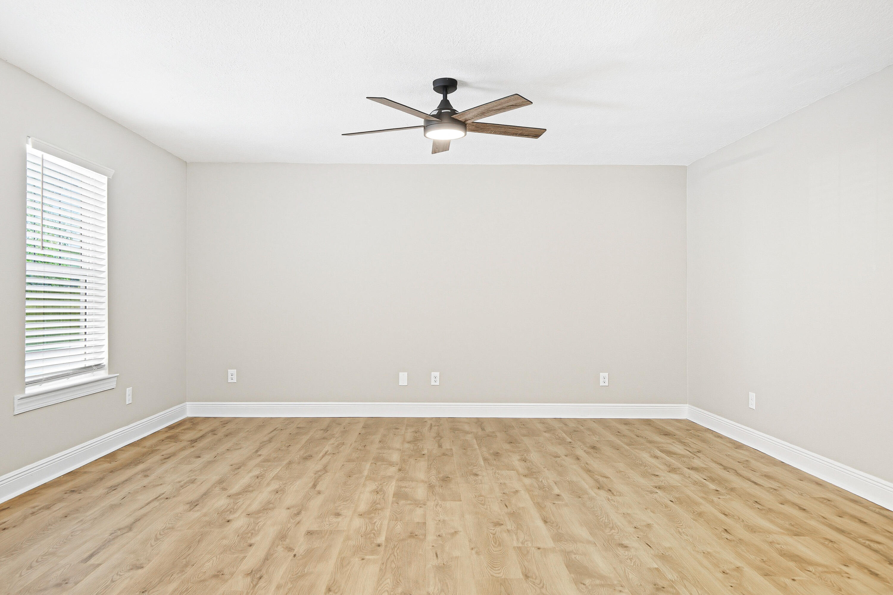 MAGNOLIA SHORES S/D - Residential