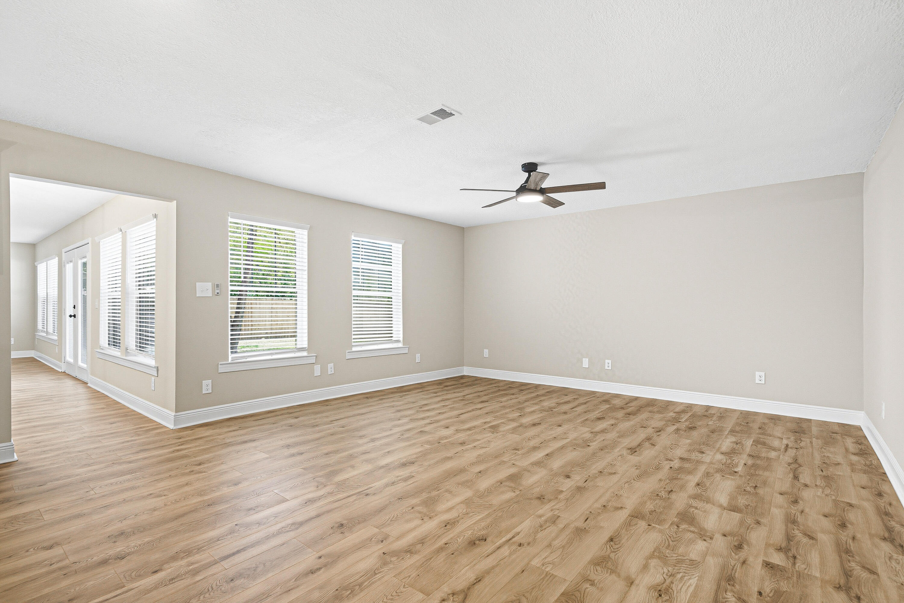 MAGNOLIA SHORES S/D - Residential