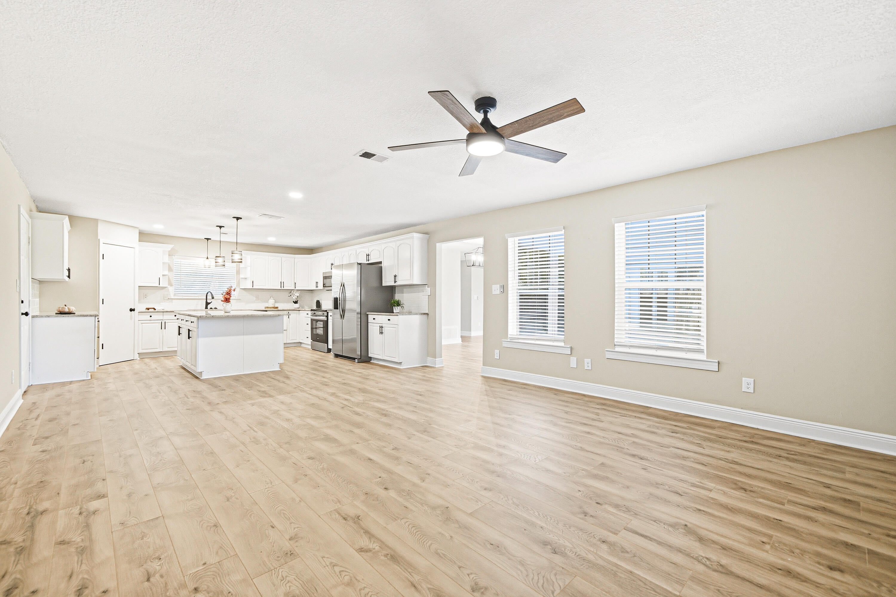 MAGNOLIA SHORES S/D - Residential