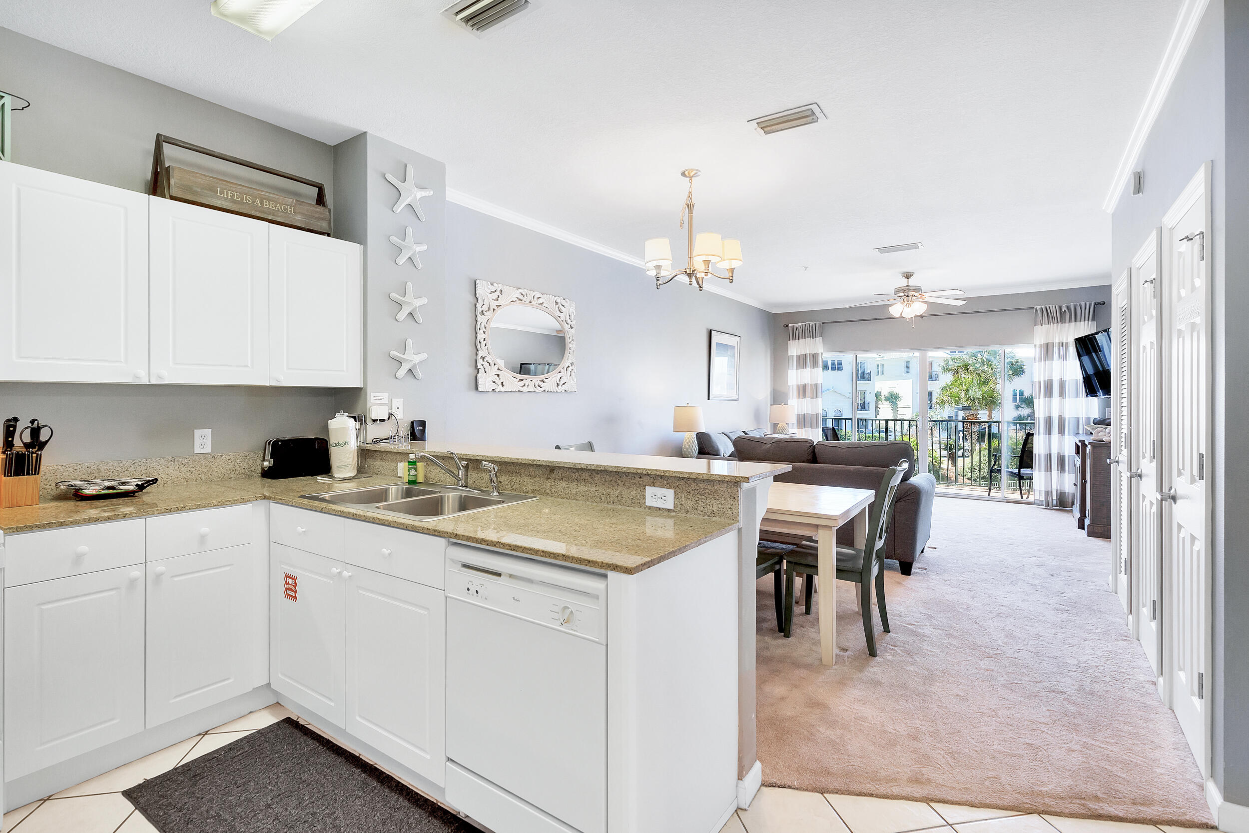 EMERALD WATERS - Residential