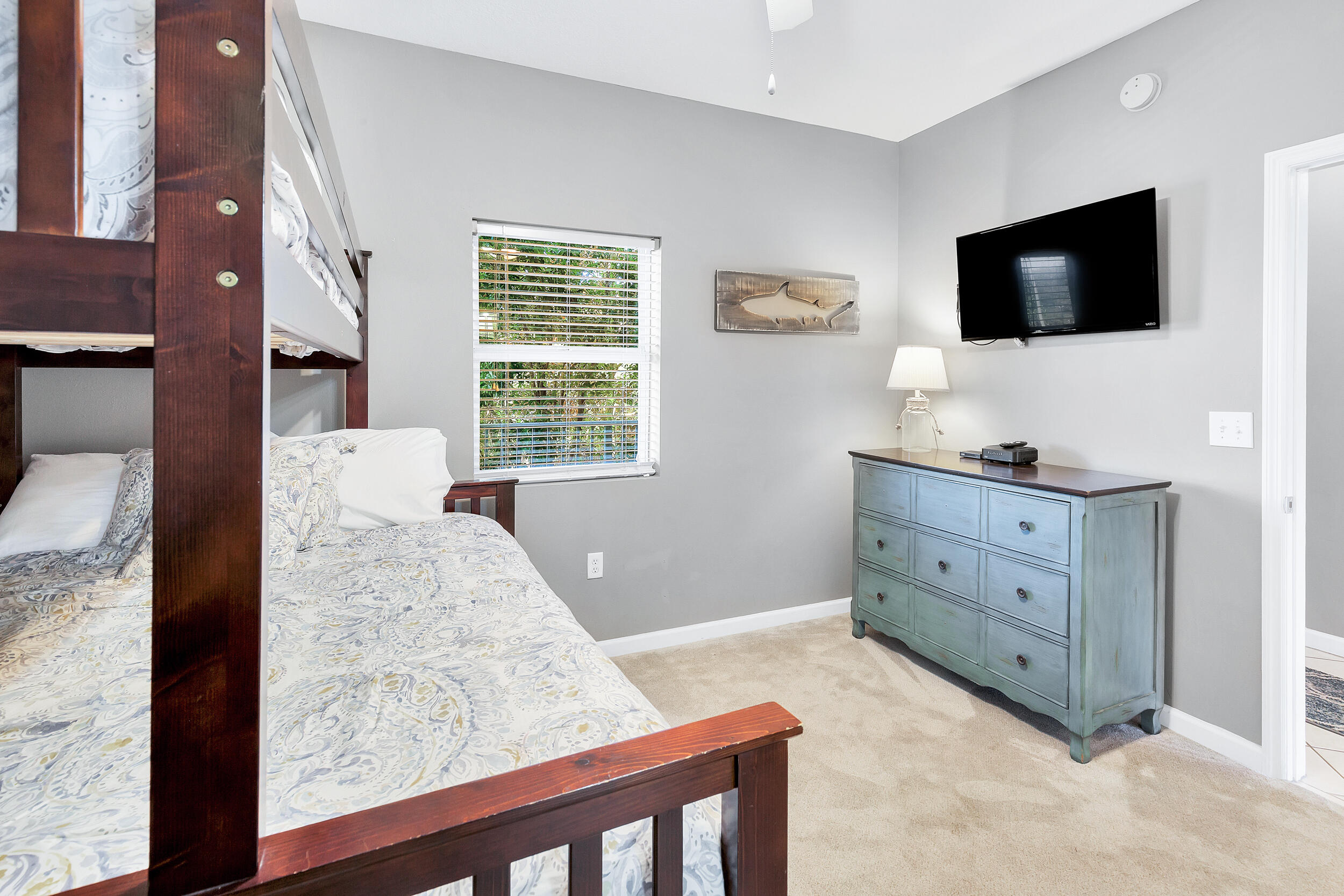 EMERALD WATERS - Residential