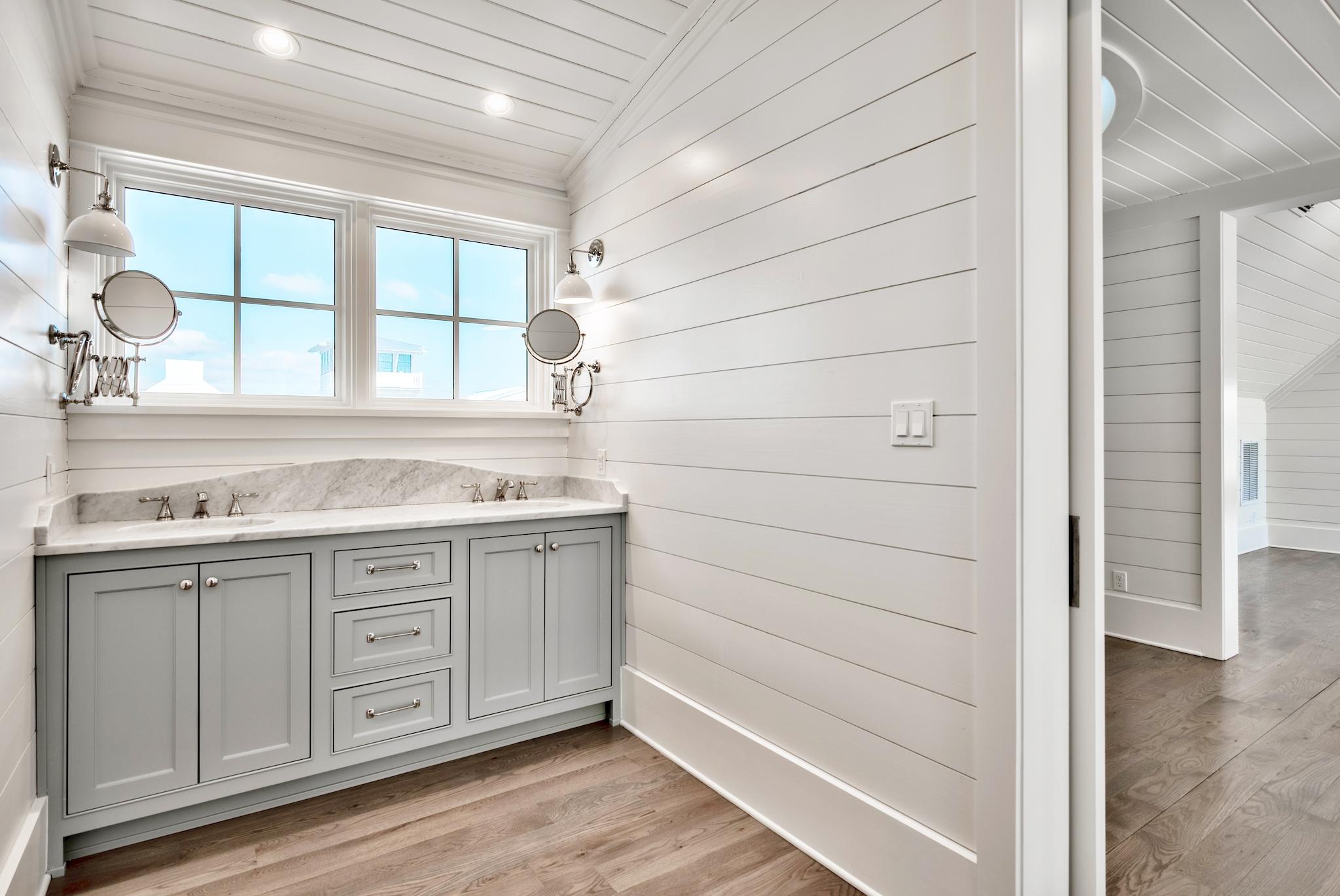 SEAGROVE 3RD ADDN - Residential