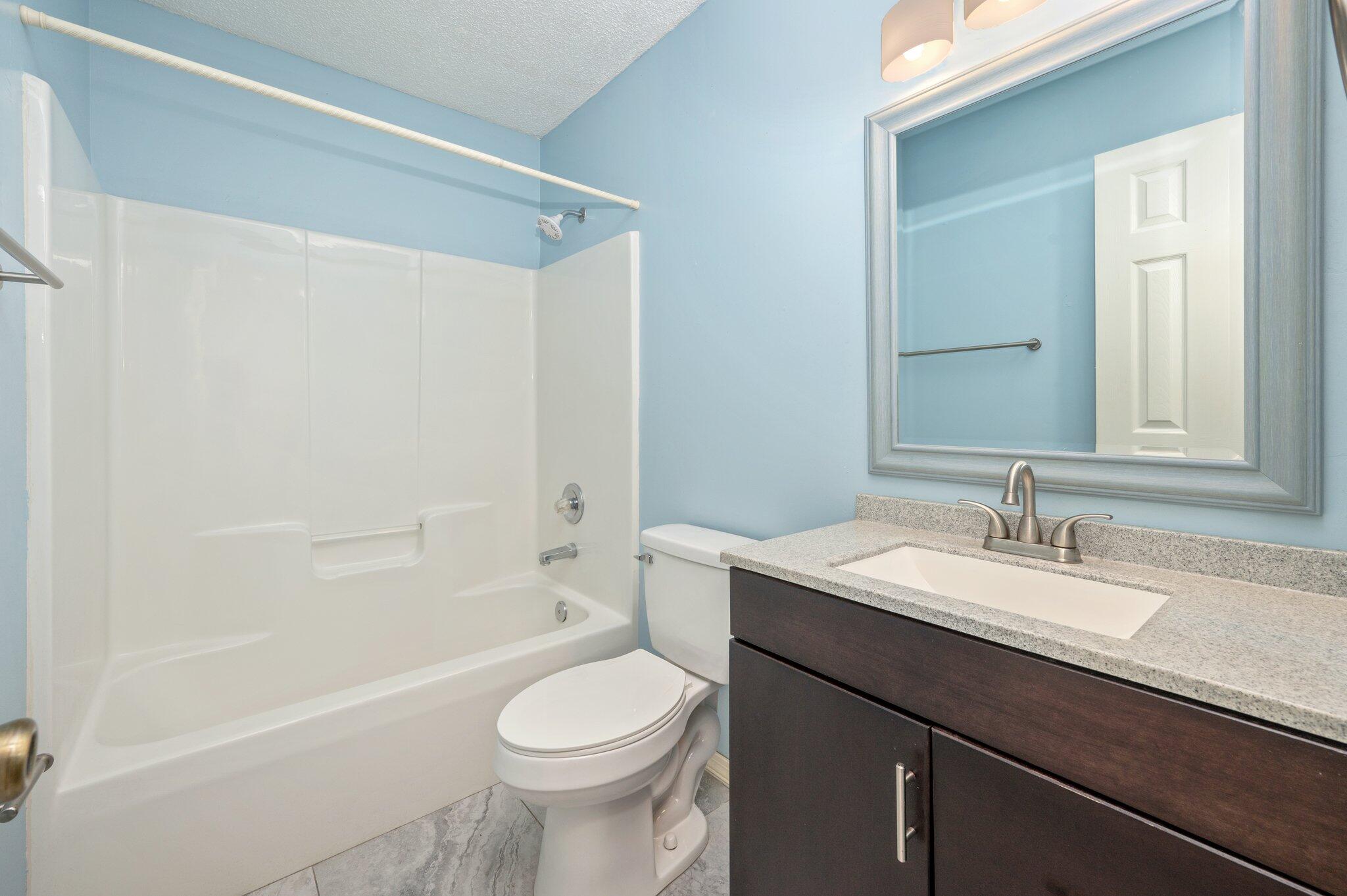 SOUTHVIEW ESTATES PH 2 - Residential Lease