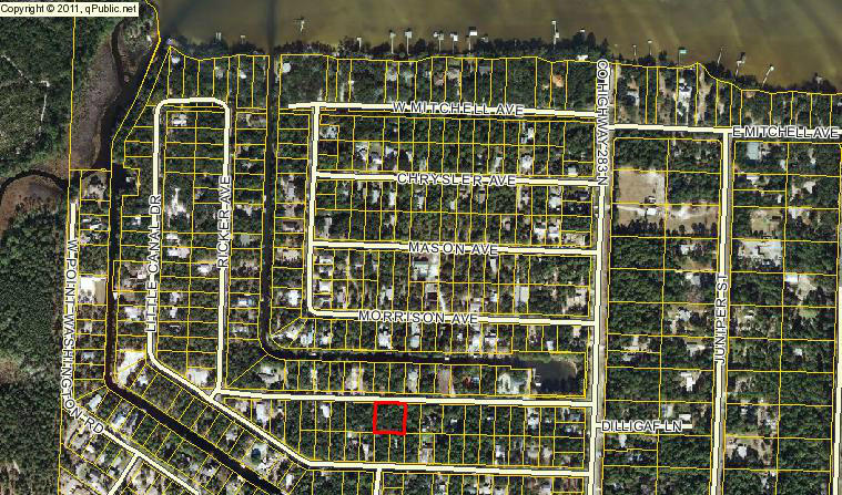 Ready to build. Full quarter acre located in a well estasblished neighborhood with no HOA. Water and sewer available (tapp fees due). Daughettes subdivision was established in the 80's and has grown into a very desirable South Bay community. Boating, shopping and the beach all within a short drive. This lot is one of three available should you require additonal room.