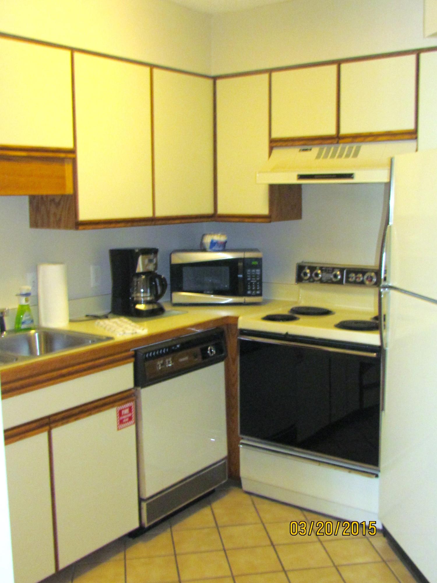 BAY VILLAS CONDOS - Residential Lease