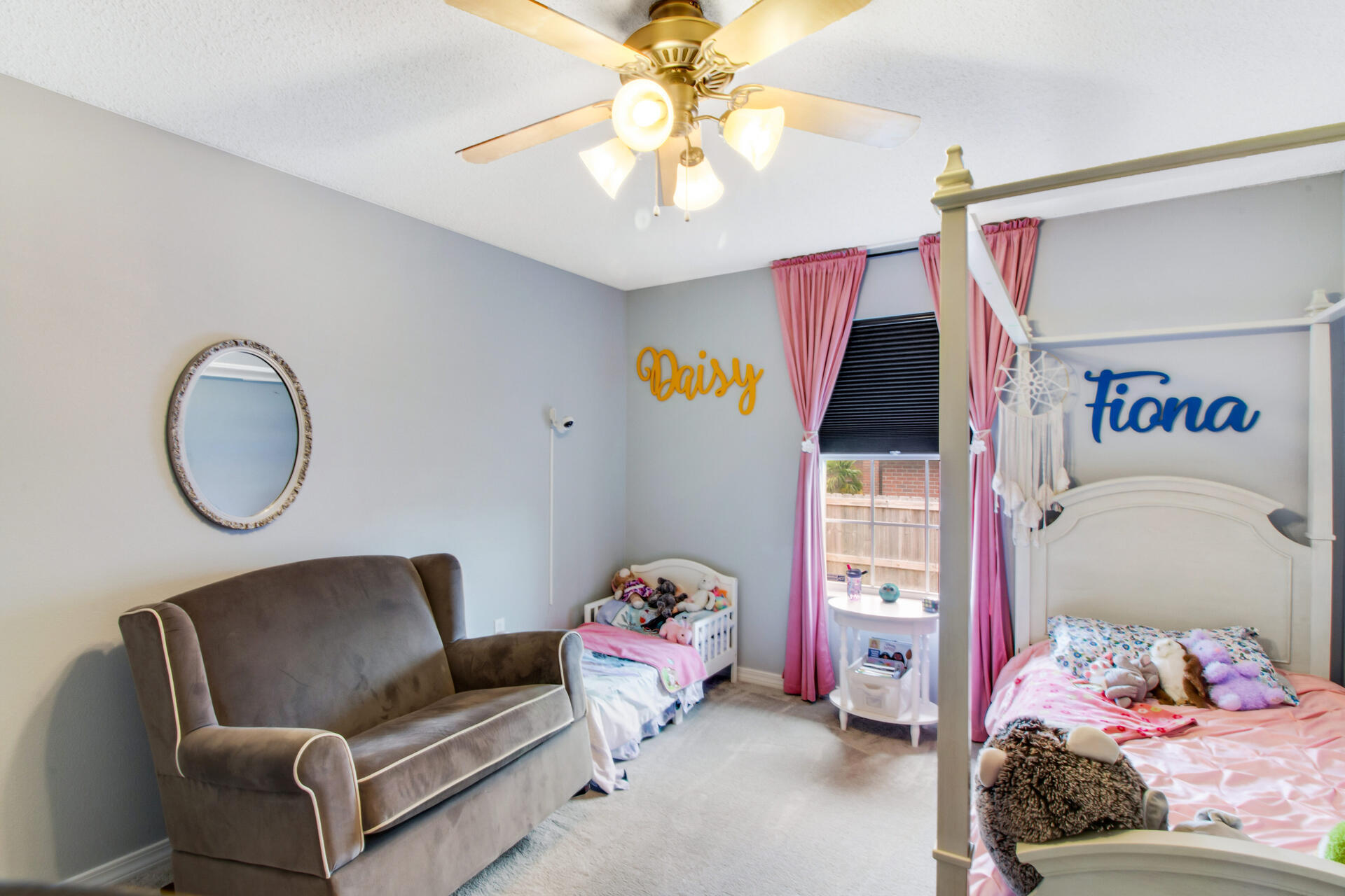 ALICIA PLACE - Residential