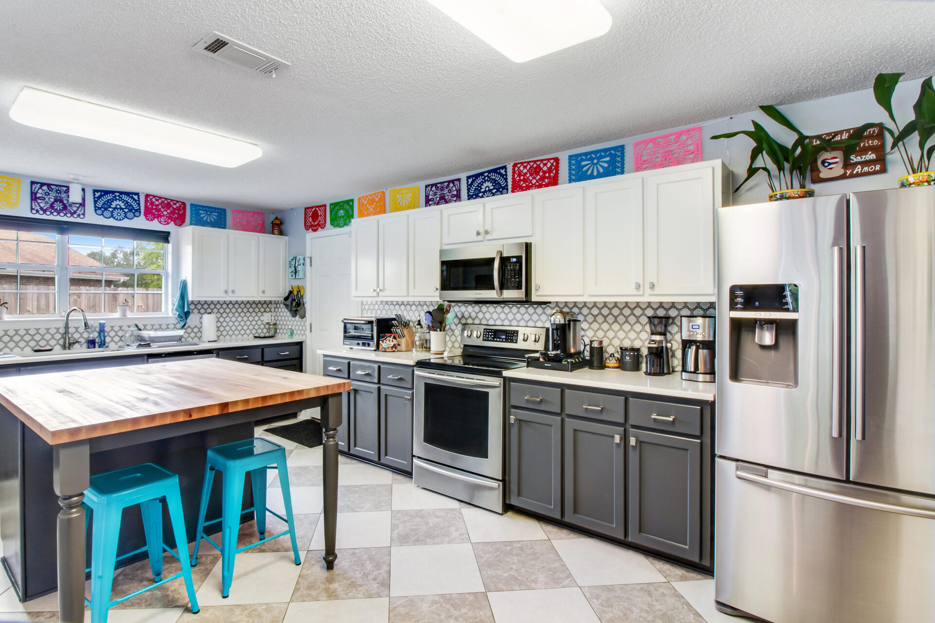 ALICIA PLACE - Residential