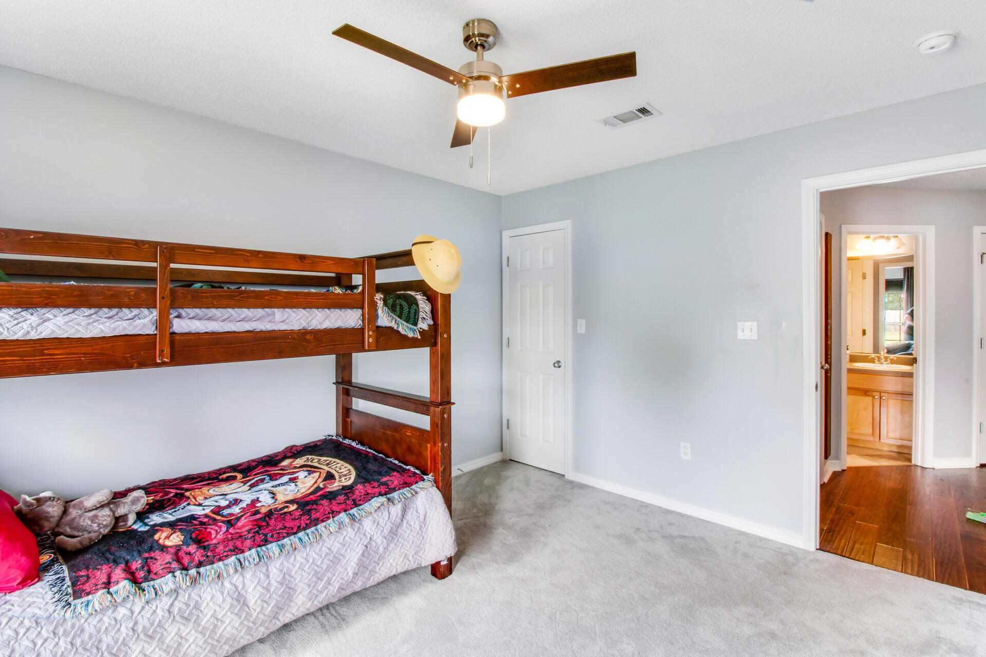 ALICIA PLACE - Residential