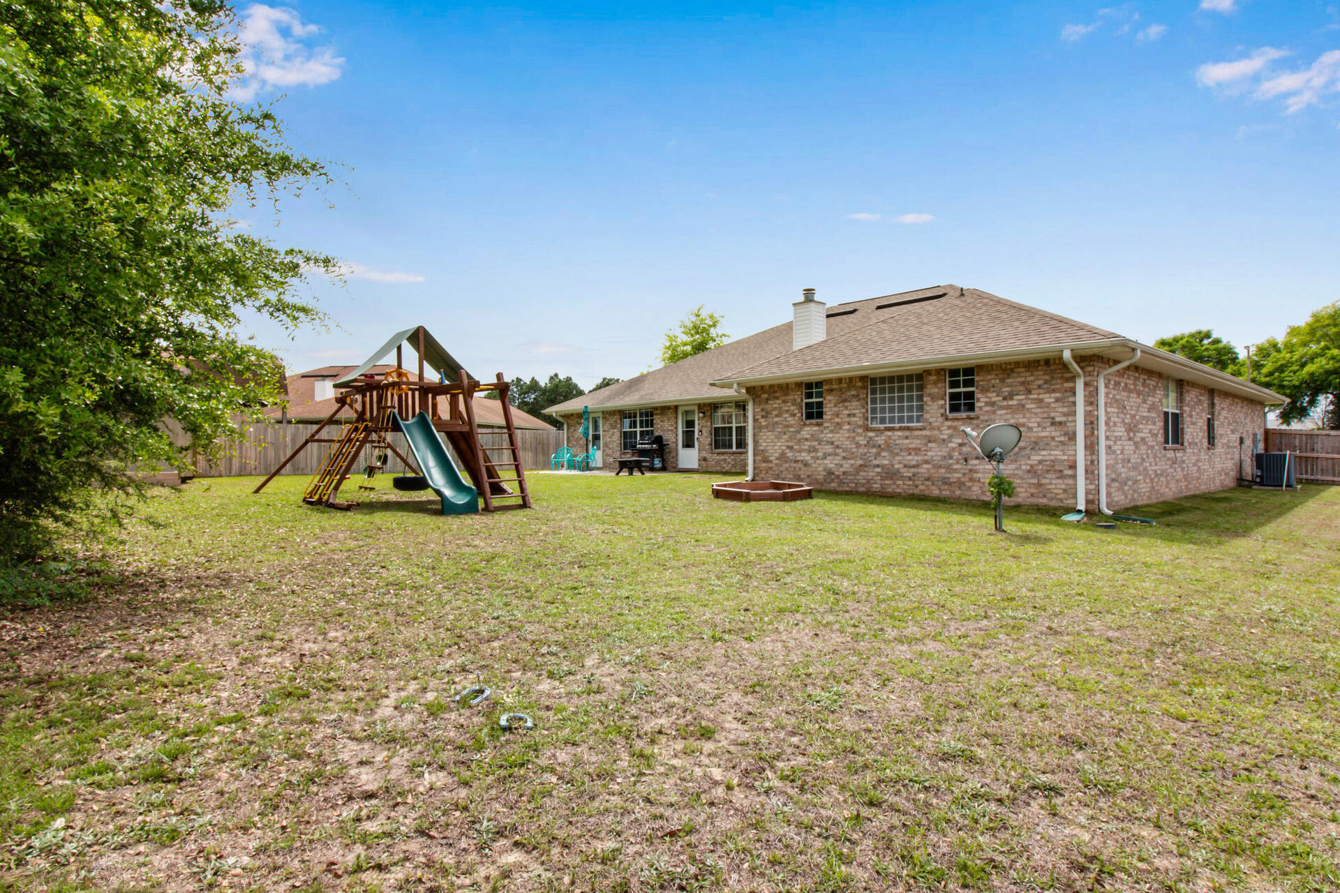 ALICIA PLACE - Residential