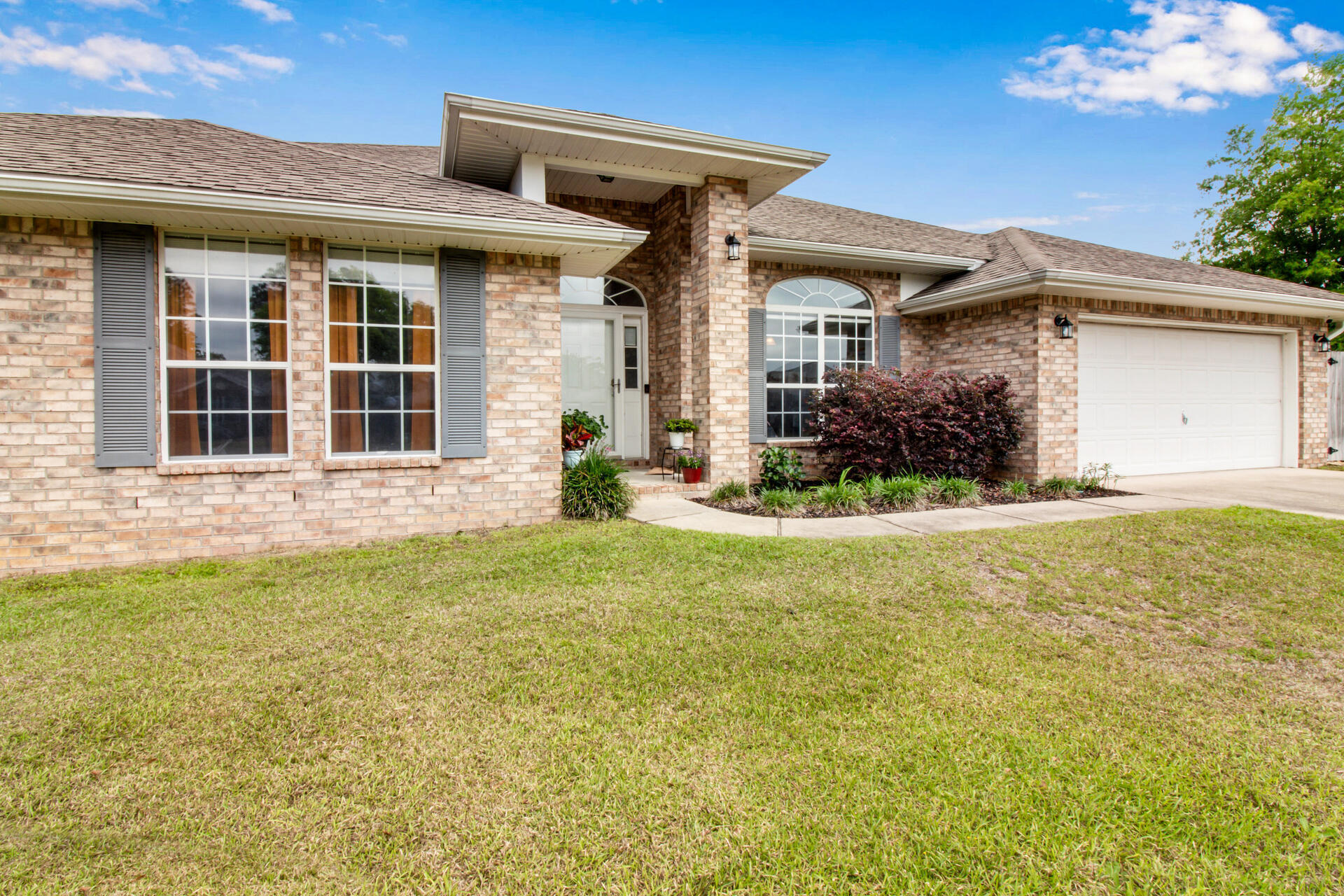 ALICIA PLACE - Residential