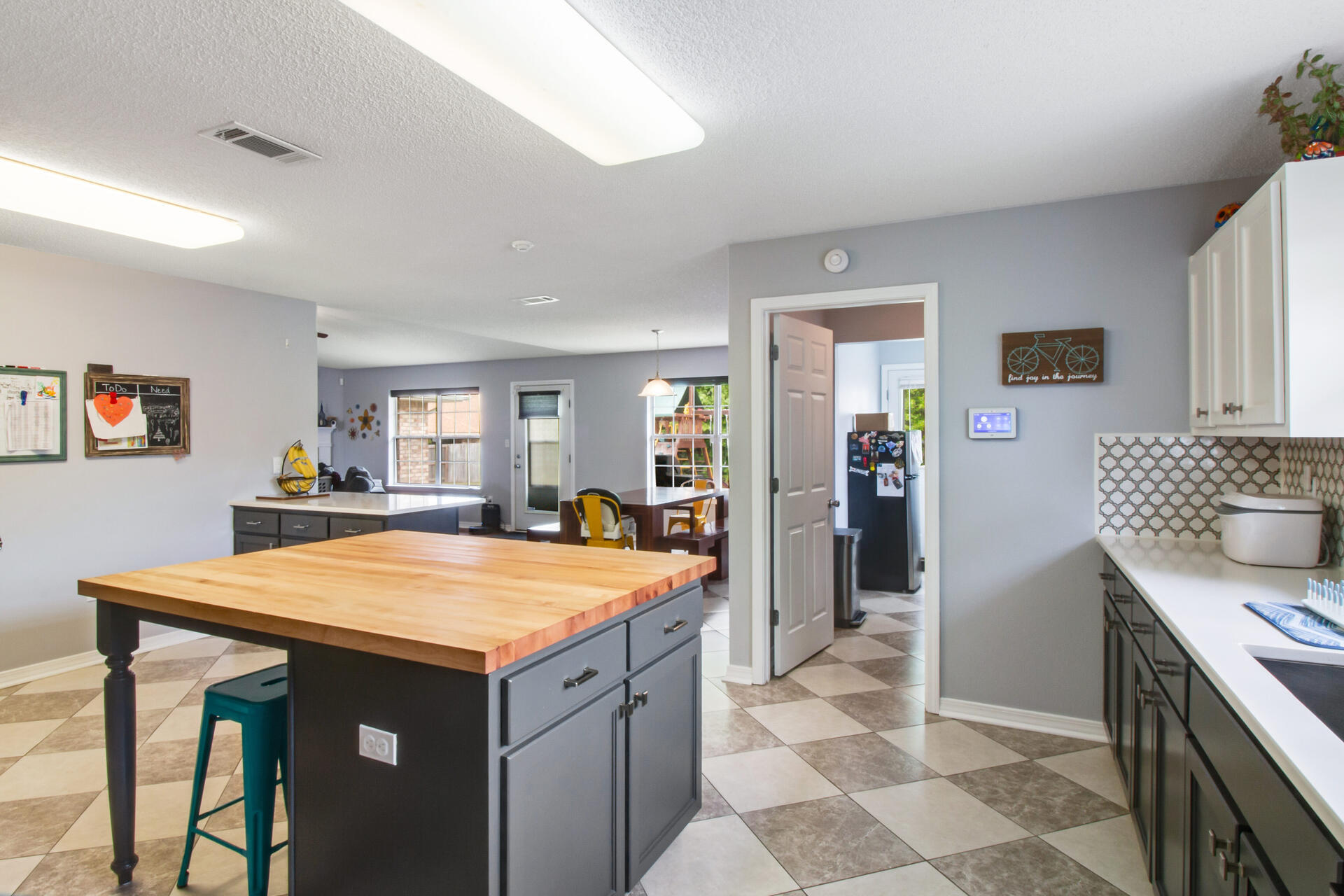 ALICIA PLACE - Residential