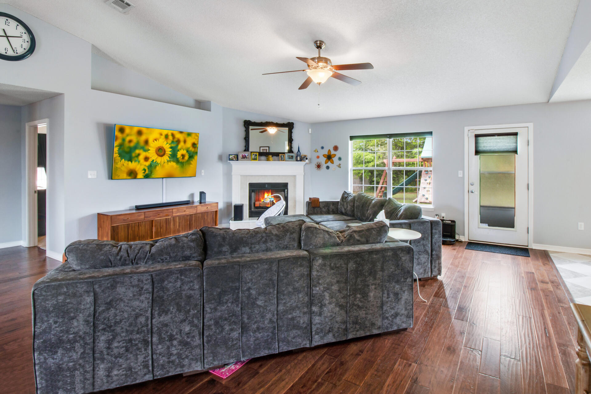 ALICIA PLACE - Residential