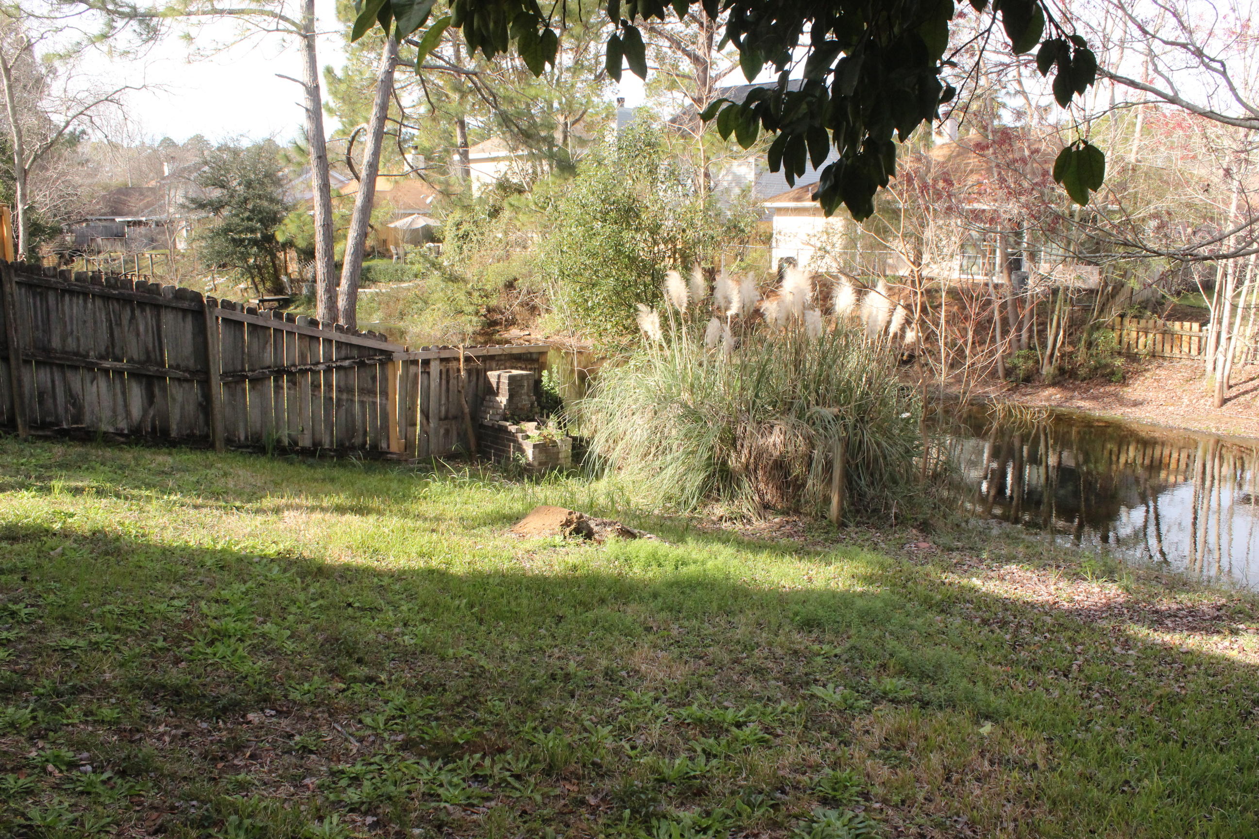 LAKE CHARLESTON - Residential