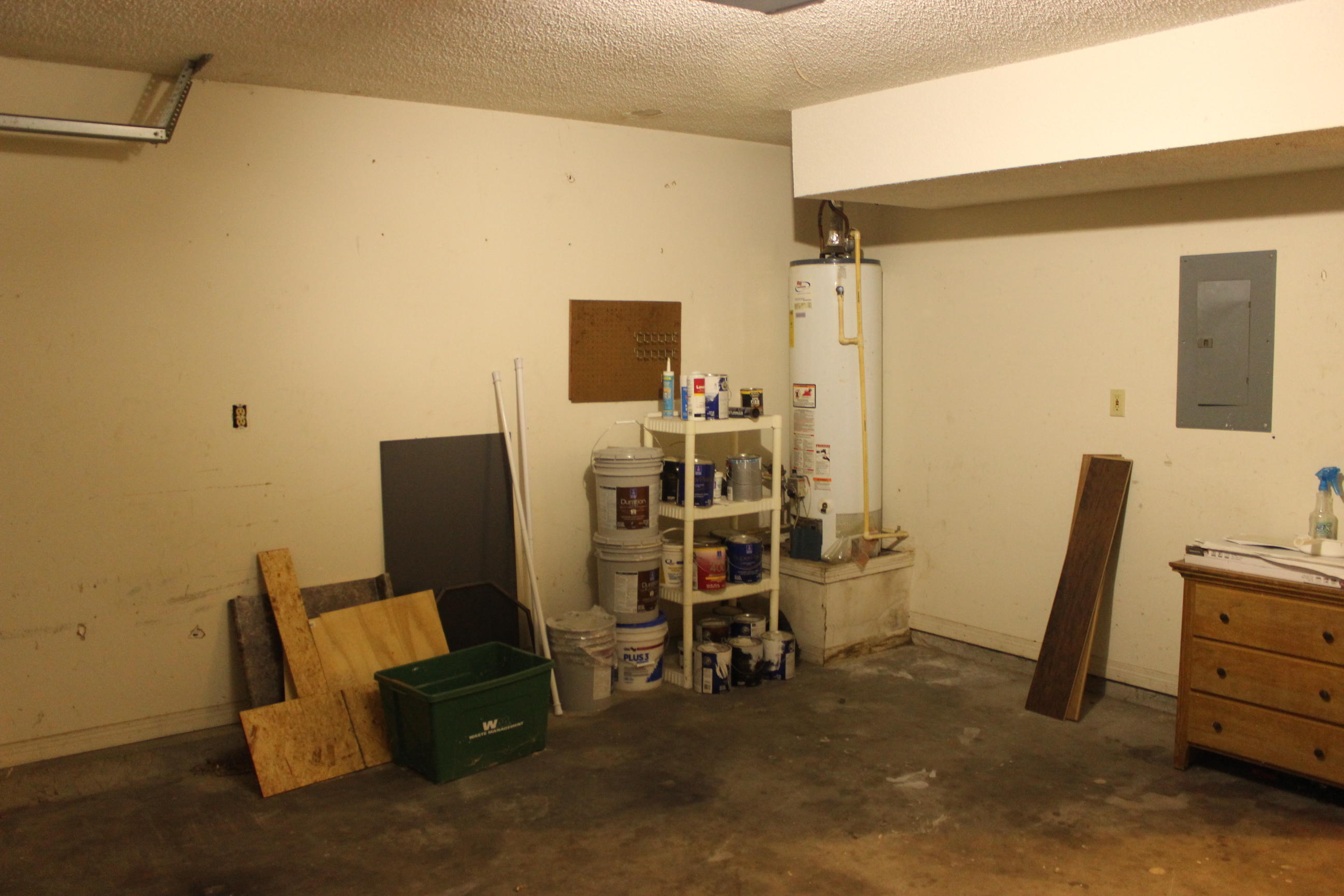 LAKE CHARLESTON - Residential