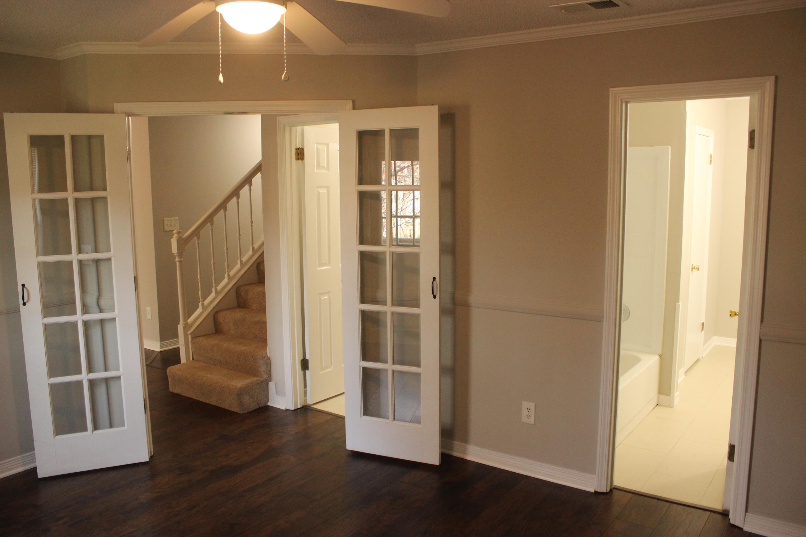 LAKE CHARLESTON - Residential