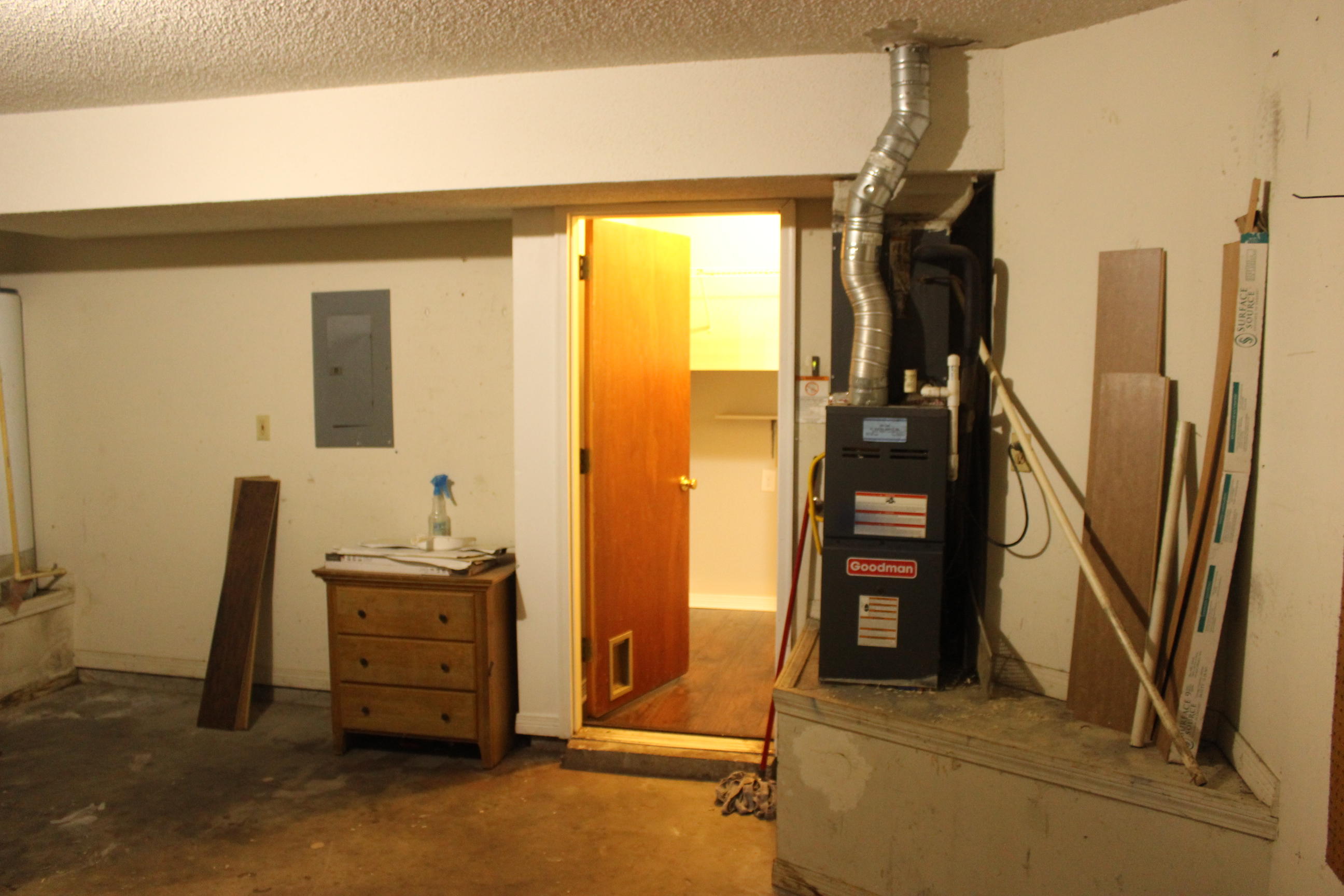 LAKE CHARLESTON - Residential