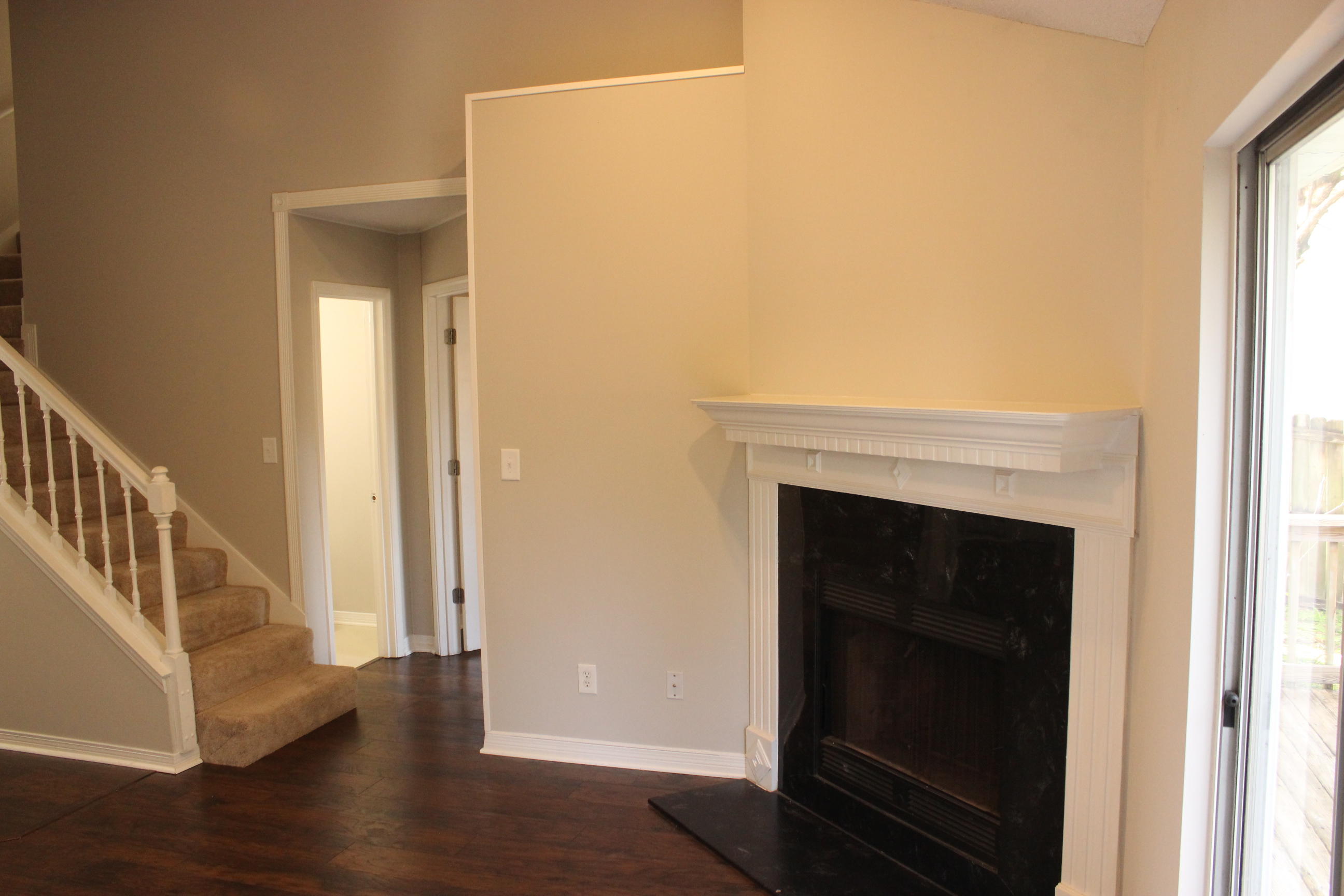 LAKE CHARLESTON - Residential