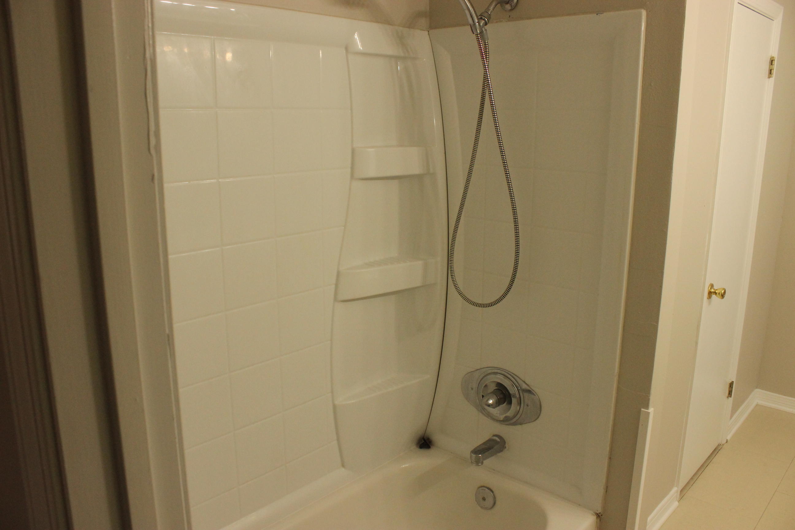 LAKE CHARLESTON - Residential