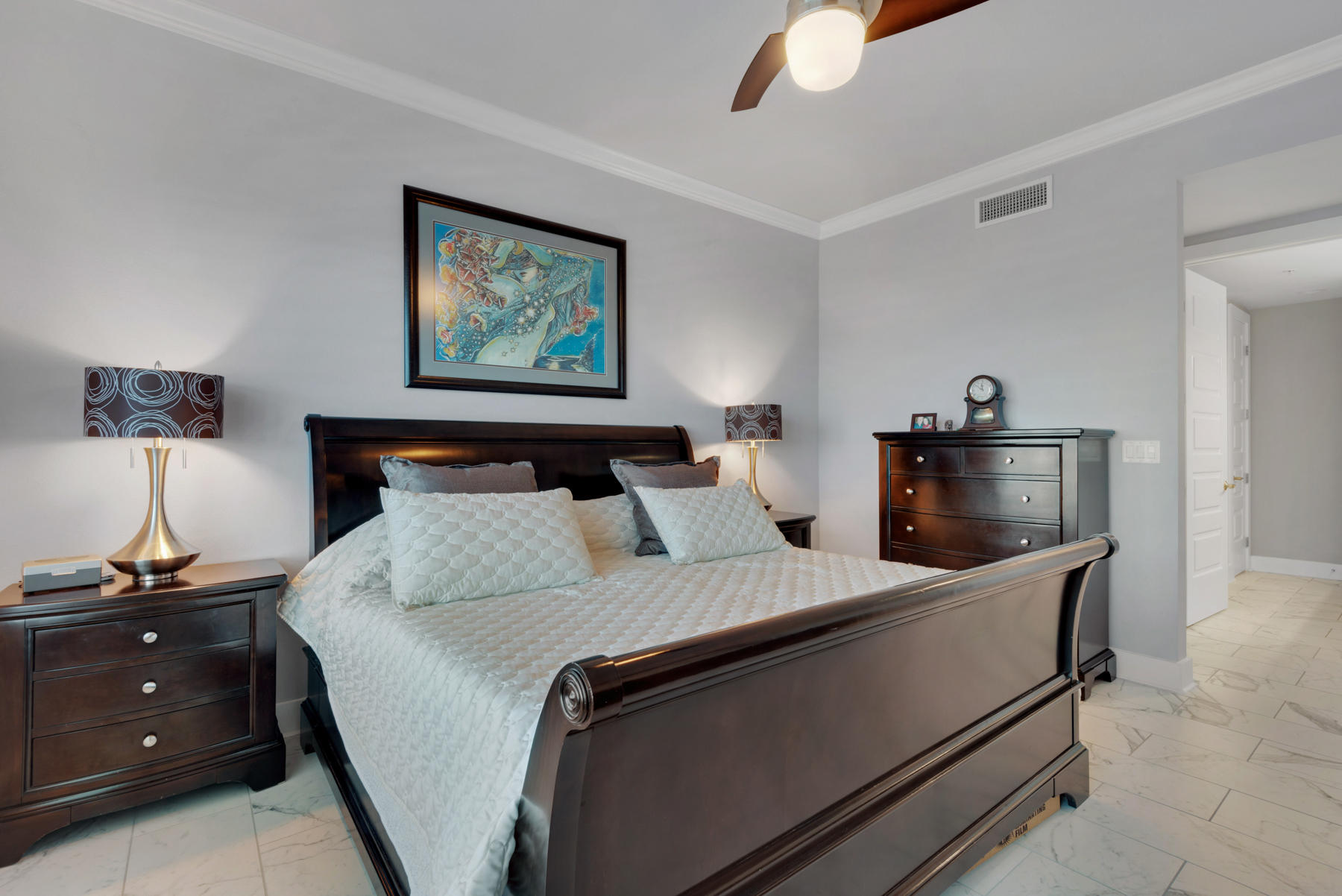 HARBOR LIGHTS - Residential