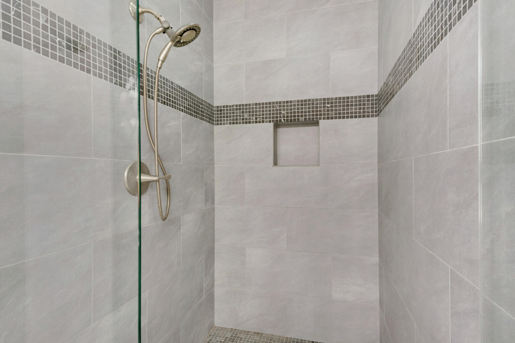 HARBOR LIGHTS - Residential