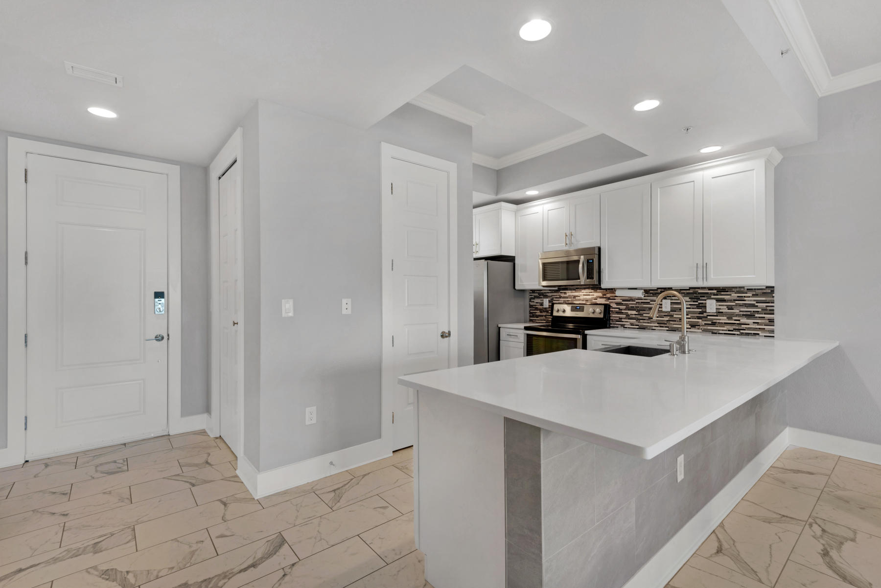 HARBOR LIGHTS - Residential