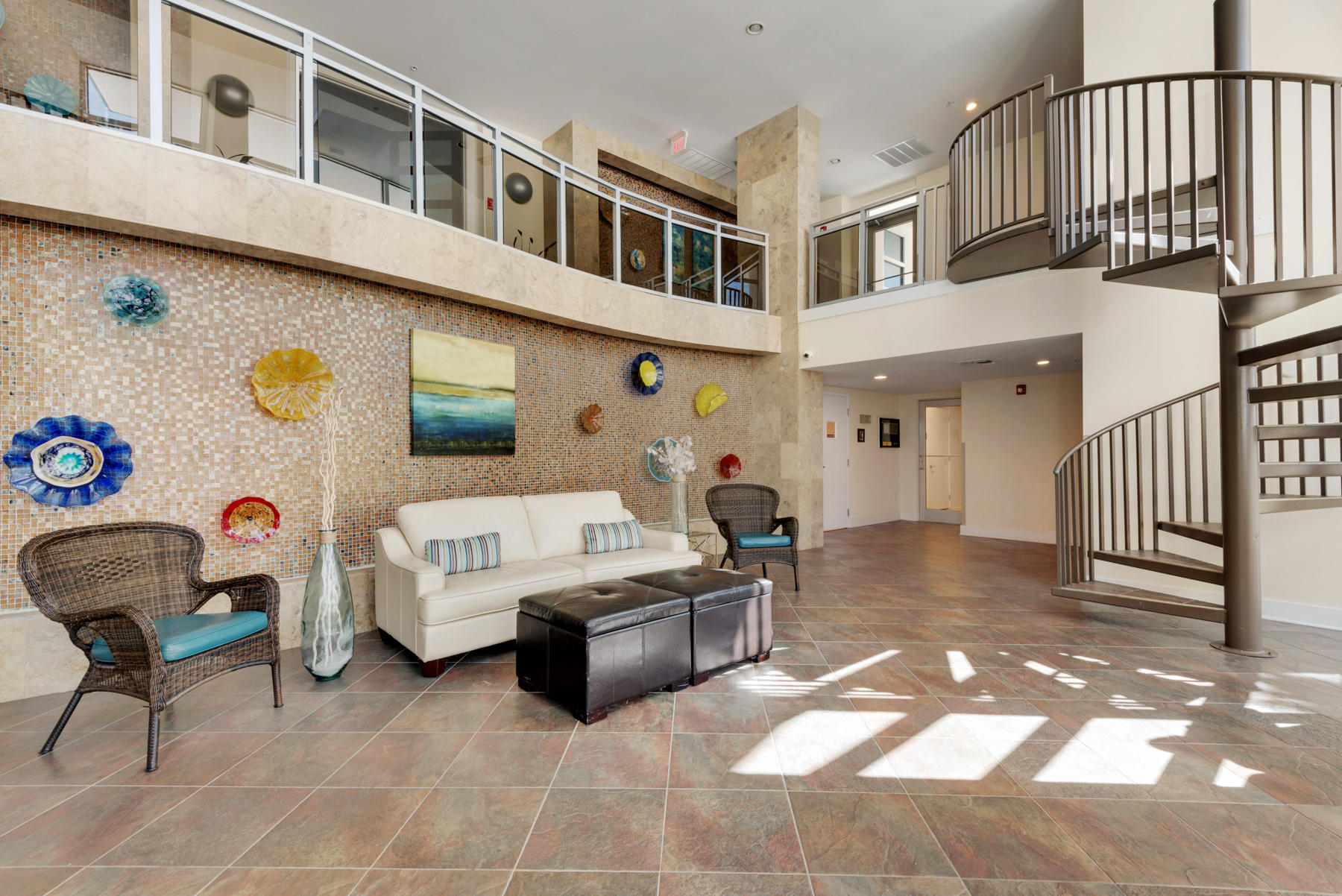 HARBOR LIGHTS - Residential