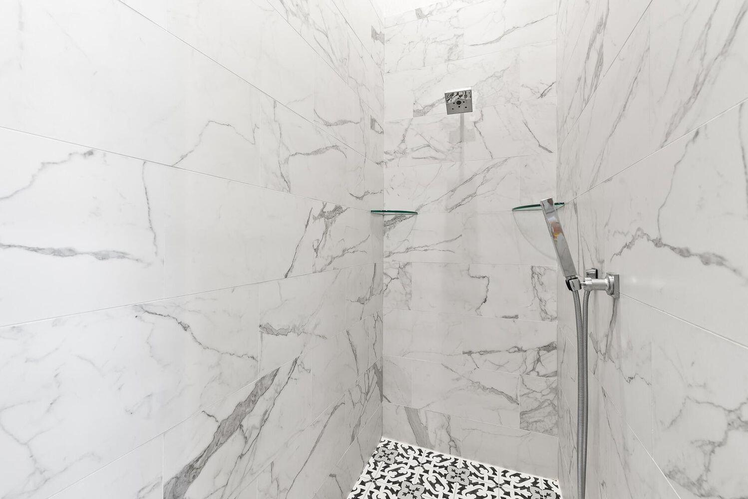 SEAGROVE 1ST ADDN - Residential