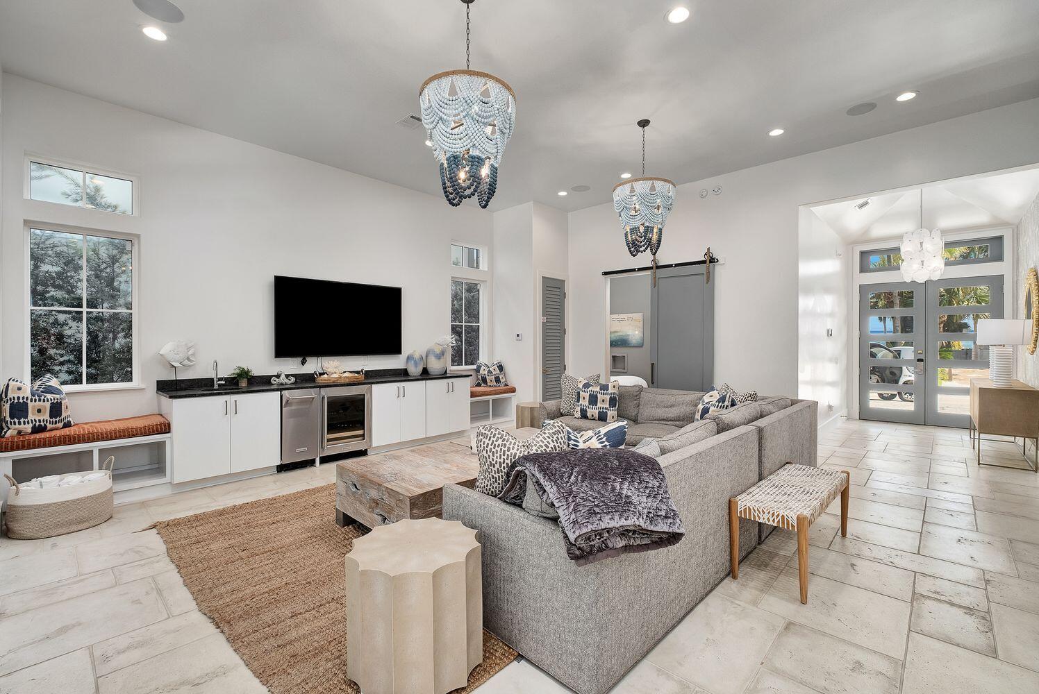 SEAGROVE 1ST ADDN - Residential