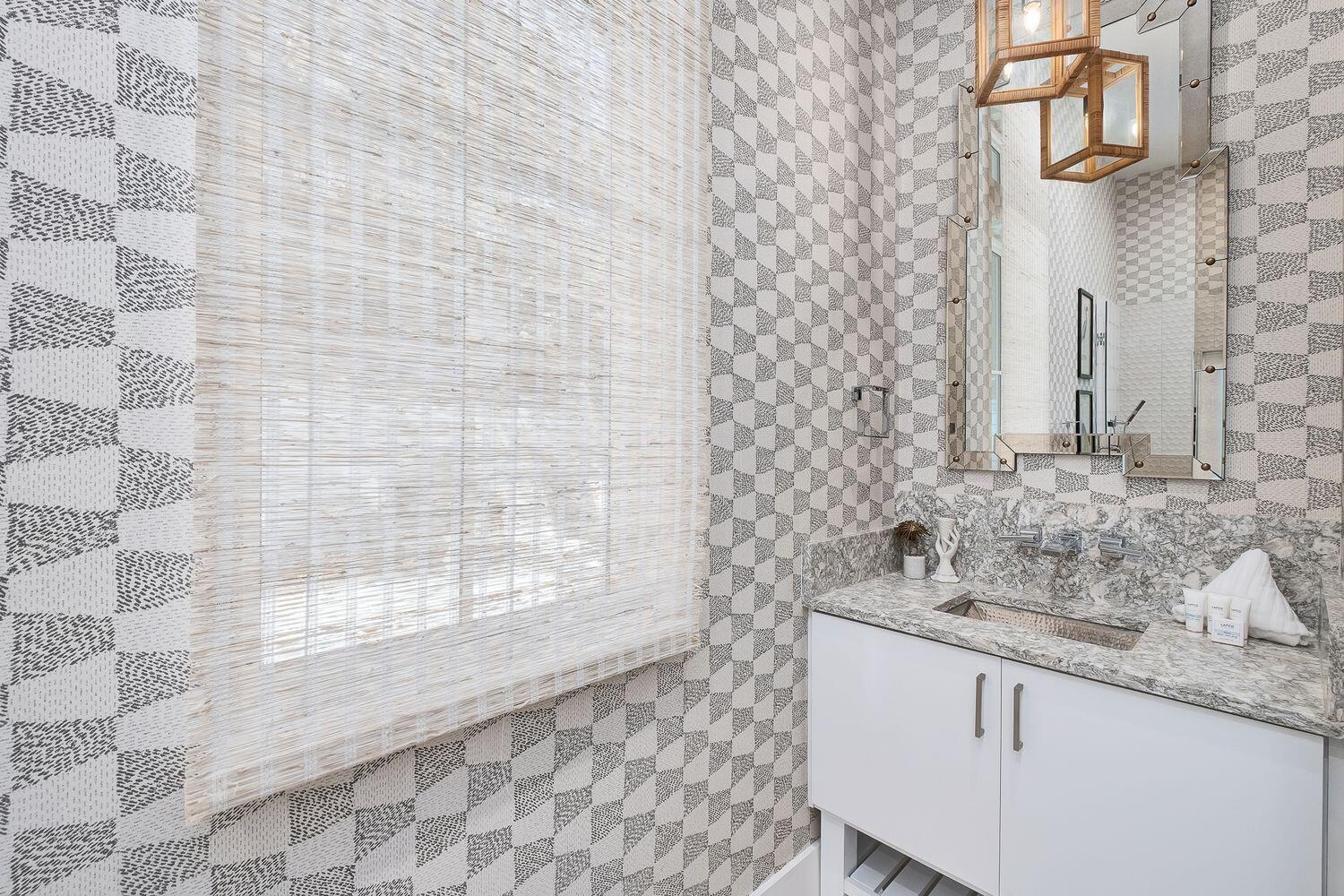 SEAGROVE 1ST ADDN - Residential