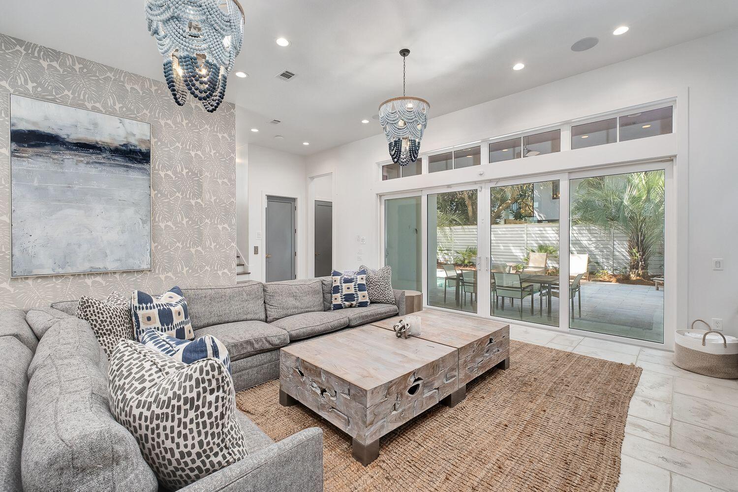 SEAGROVE 1ST ADDN - Residential