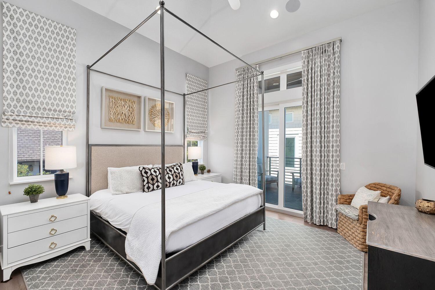 SEAGROVE 1ST ADDN - Residential