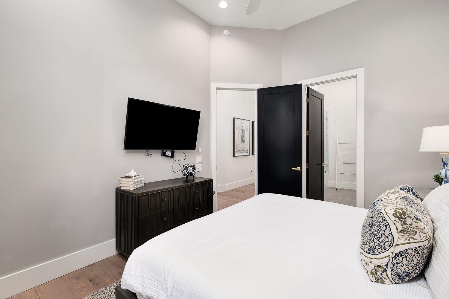 SEAGROVE 1ST ADDN - Residential