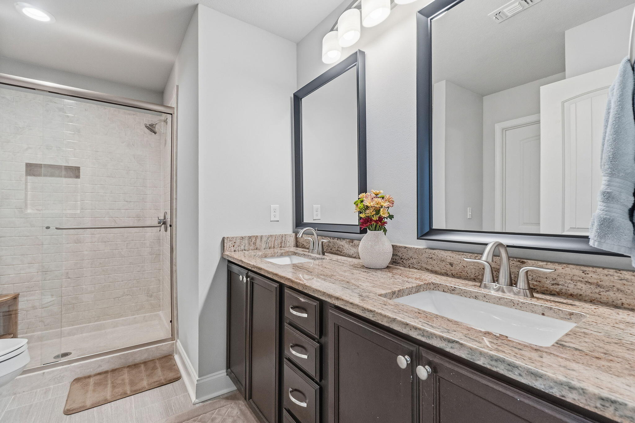 HOLLEY BY THE SEA - Residential