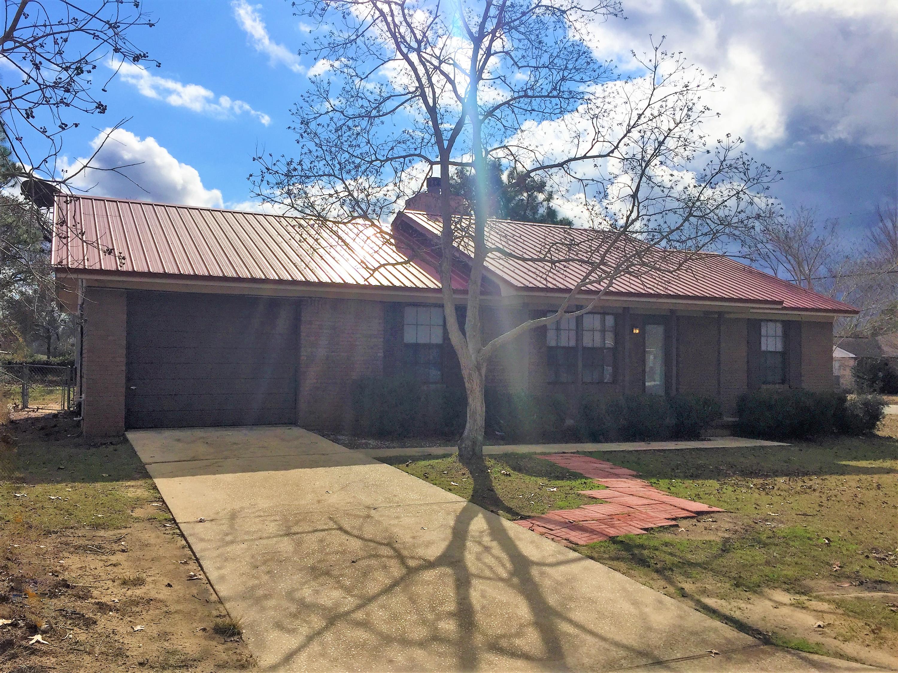 COUNTRYVIEW EST 3RD ADD - Residential Lease