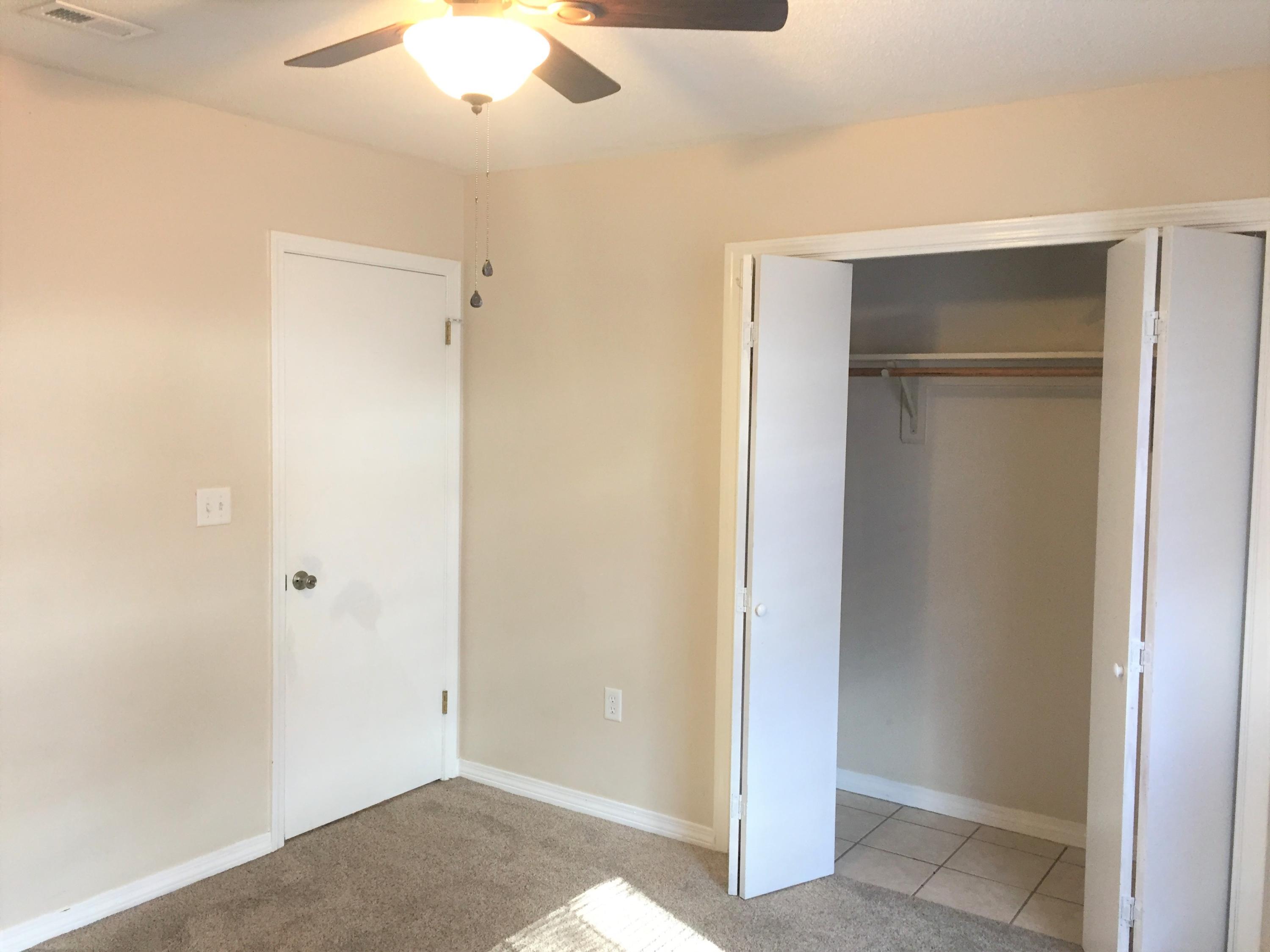 COUNTRYVIEW EST 3RD ADD - Residential Lease