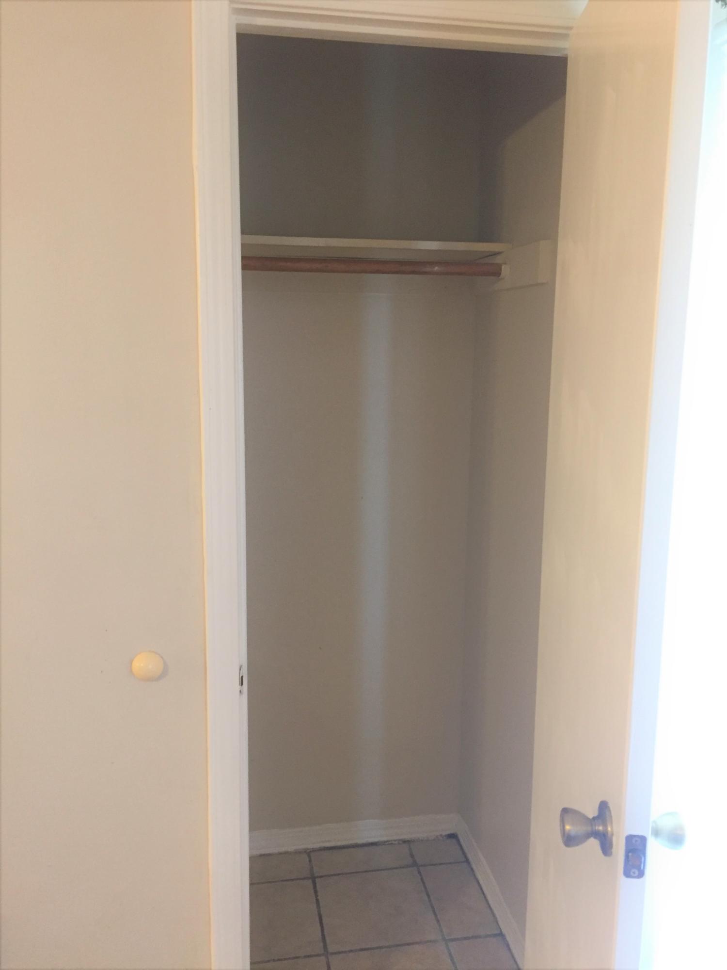 COUNTRYVIEW EST 3RD ADD - Residential Lease