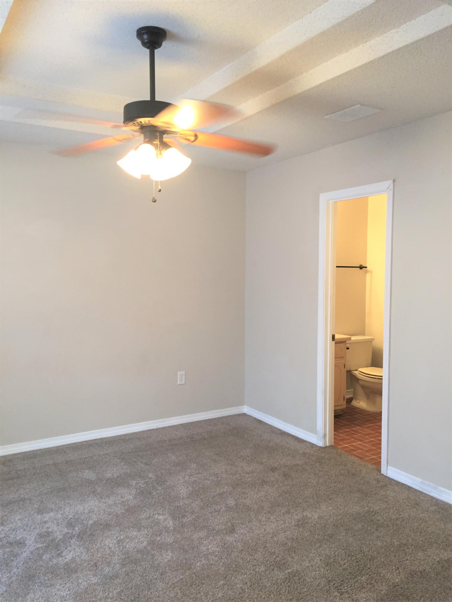 COUNTRYVIEW EST 3RD ADD - Residential Lease