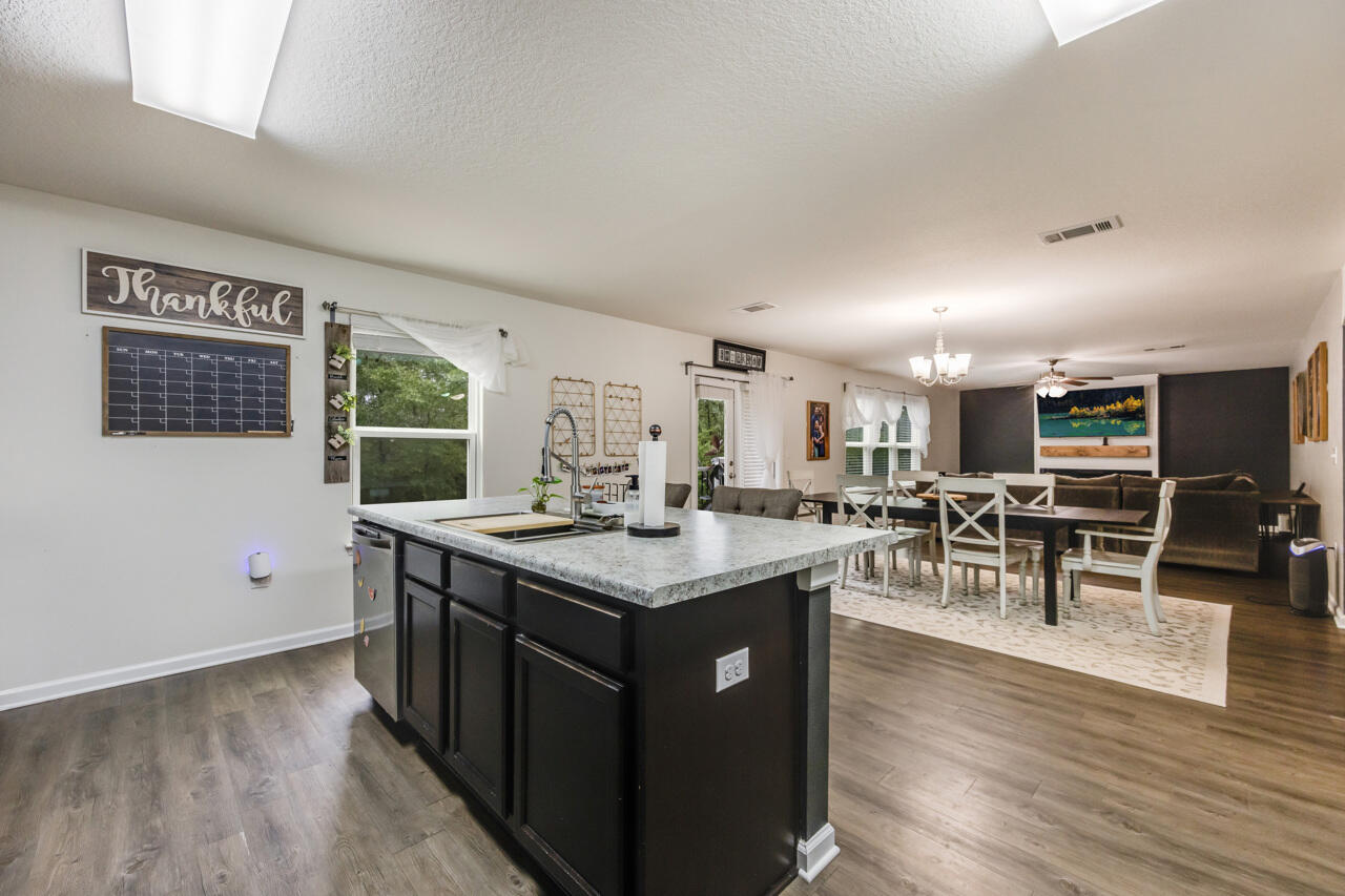 PARTRIDGE HILLS - Residential