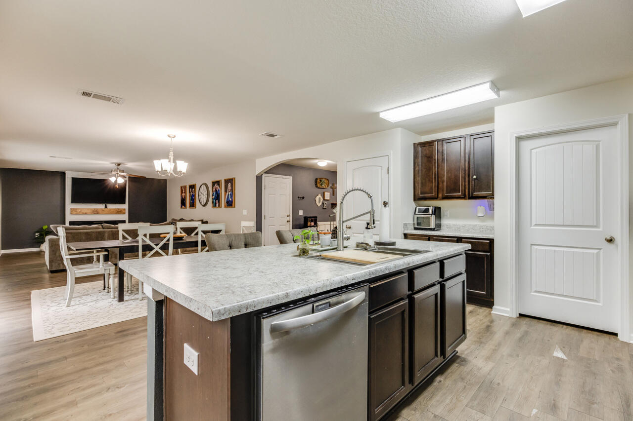 PARTRIDGE HILLS - Residential